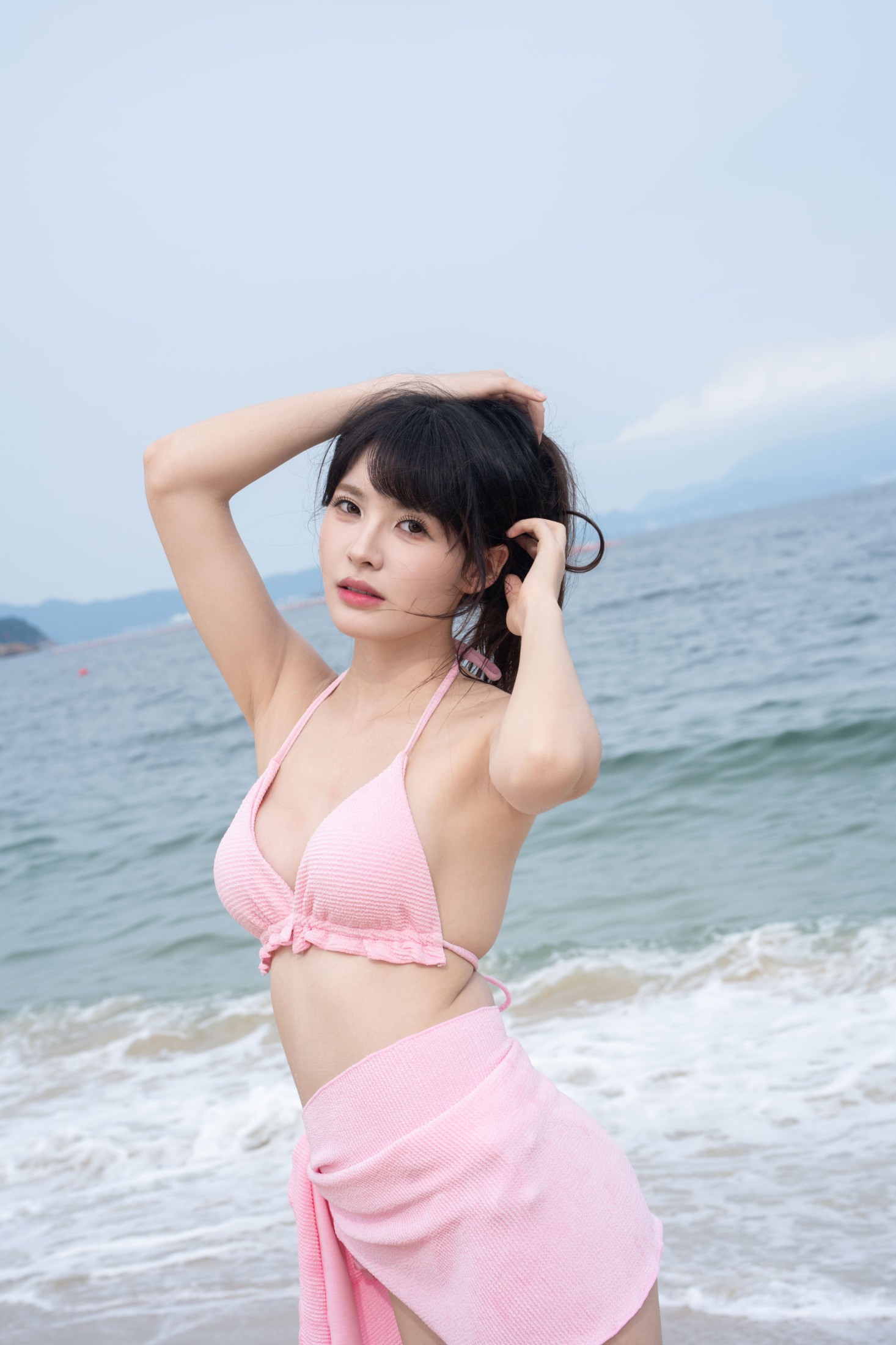 《夏日沙滩少女》[9P]