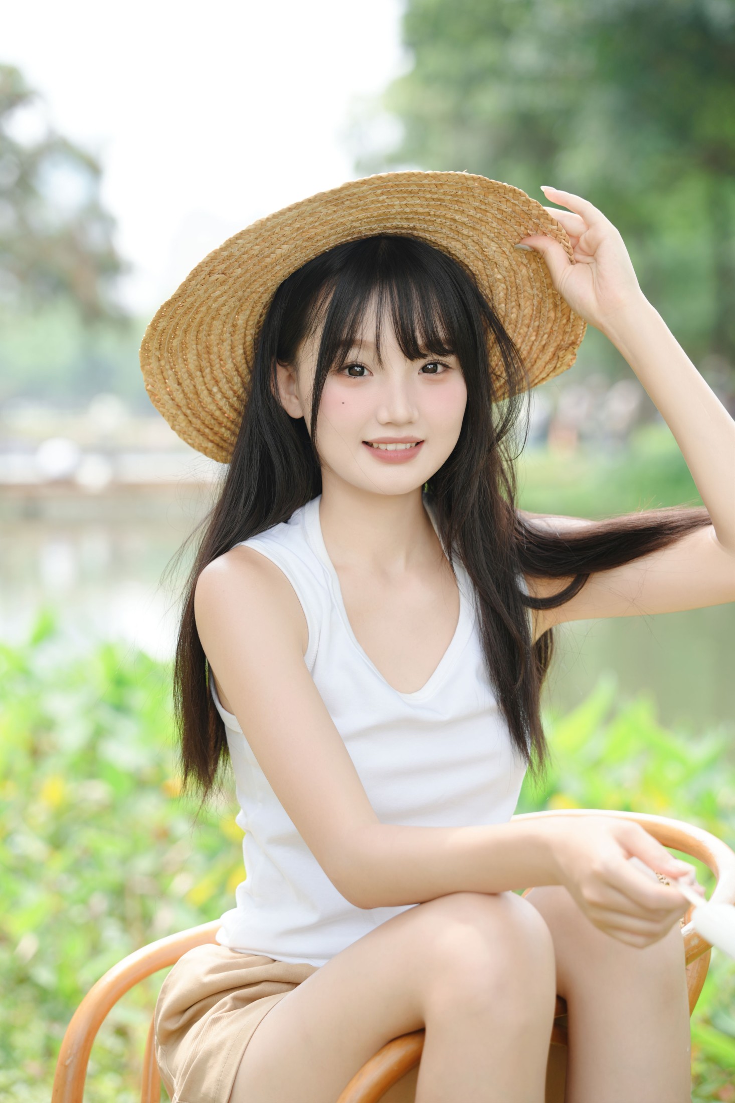 《可爱草帽少女》[10P]