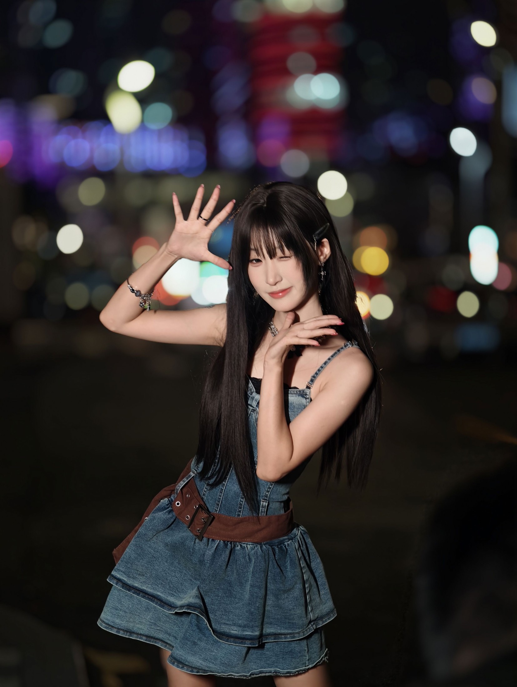 《夜景街拍甜妹》[10P]