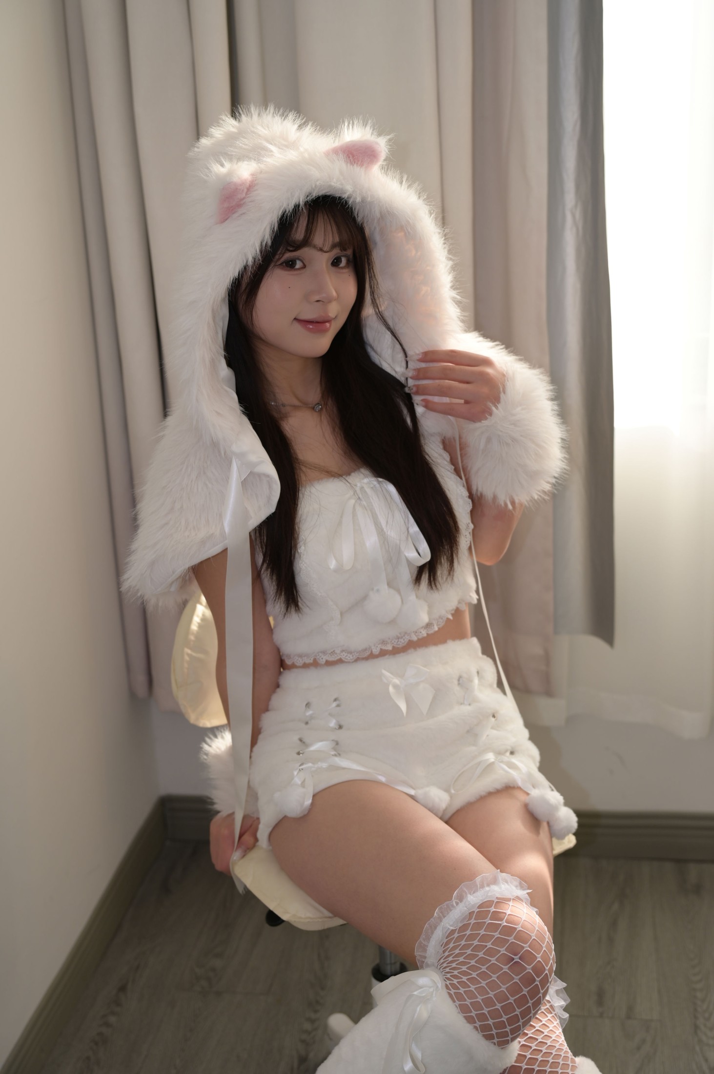 《猫儿网袜》[33P]
