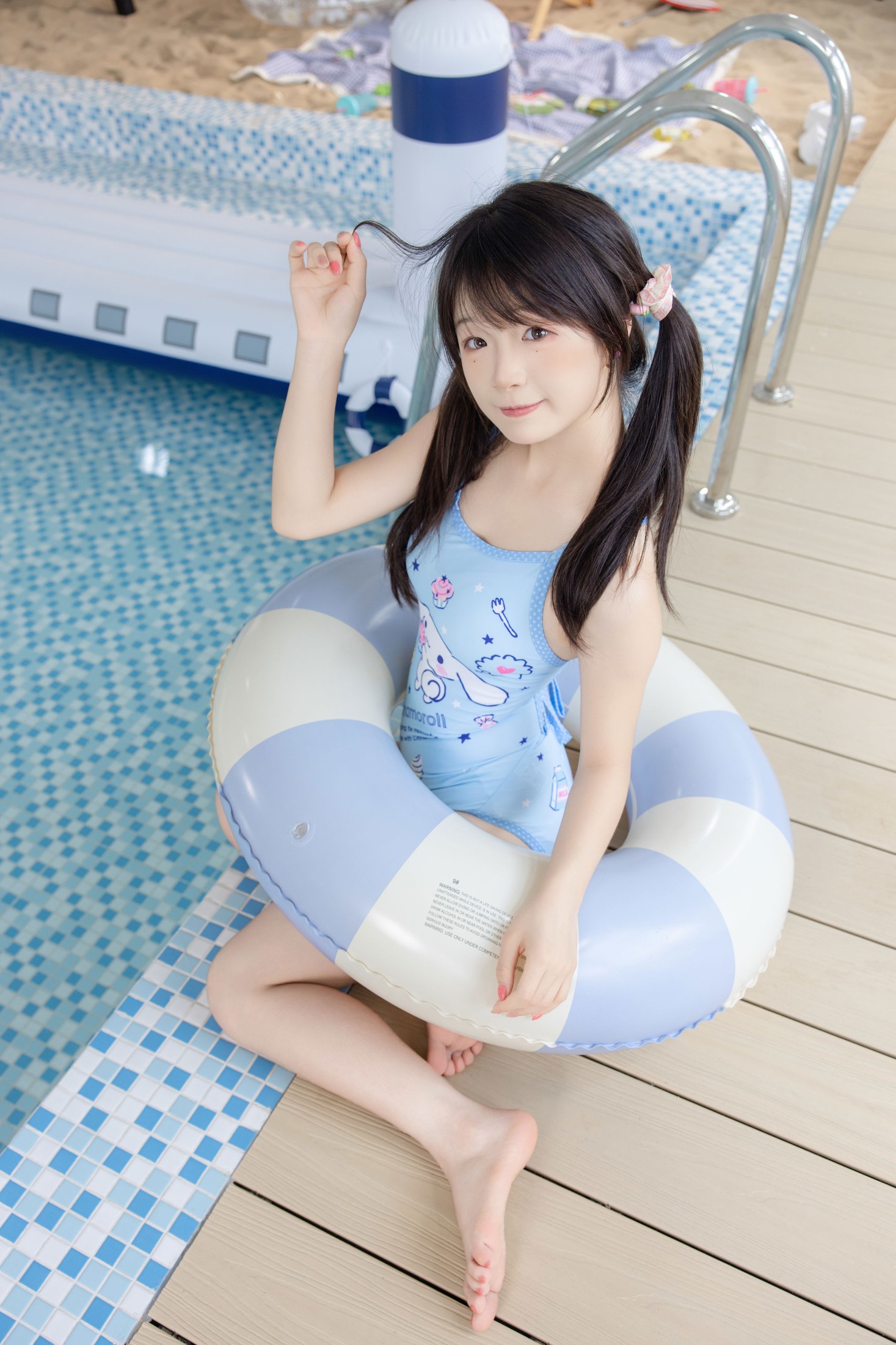 《泳池甜妹|是你的夏日限定款吗？》[9P]