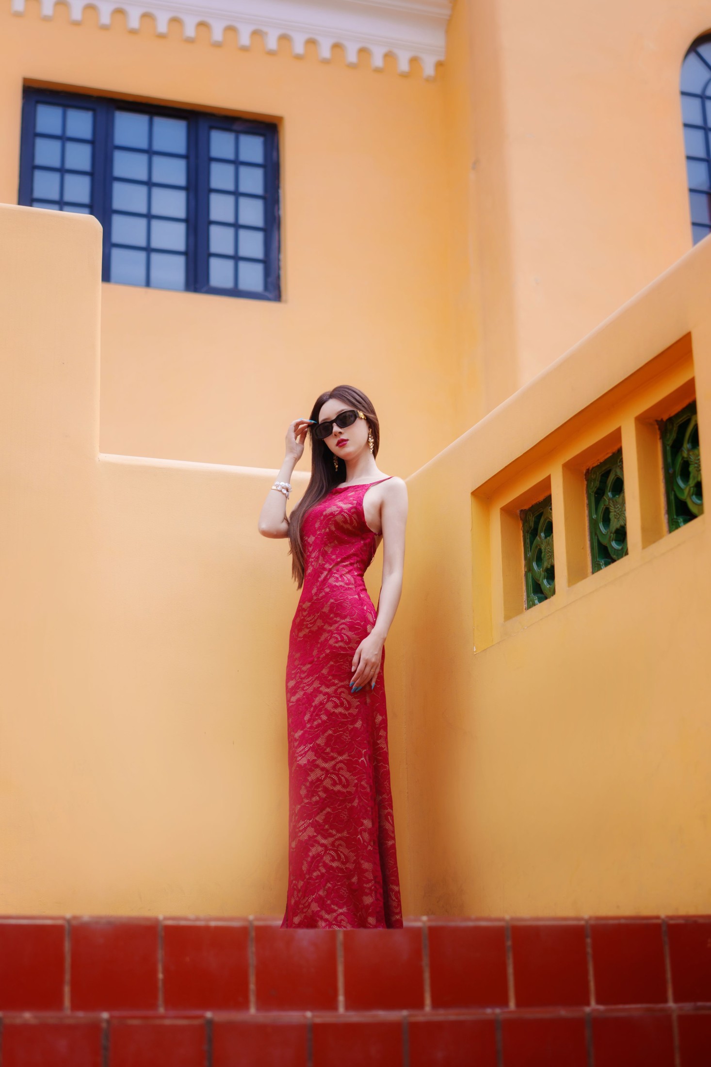 《红色魅影》[13P]