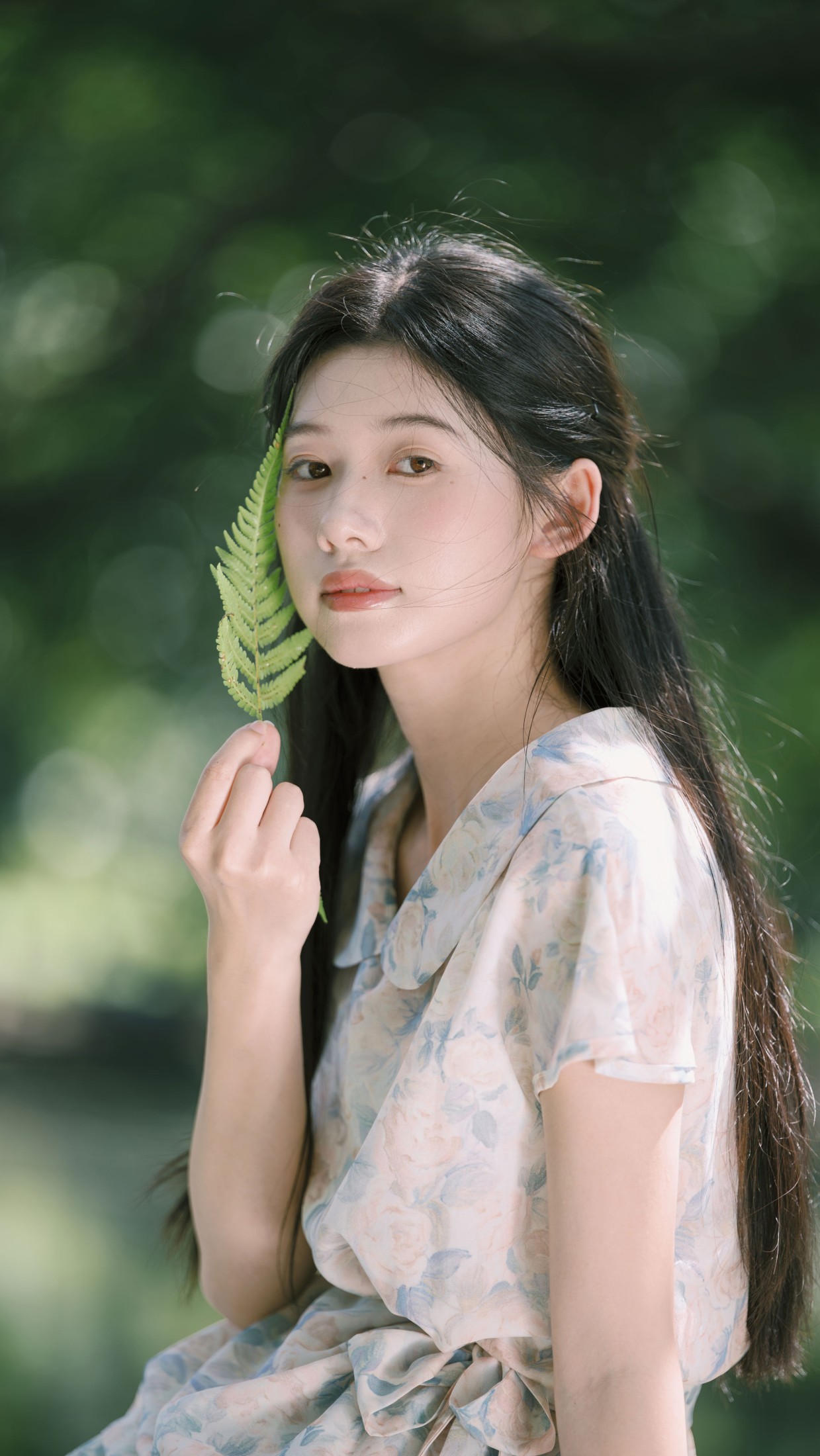《湖畔的少女》[13P]