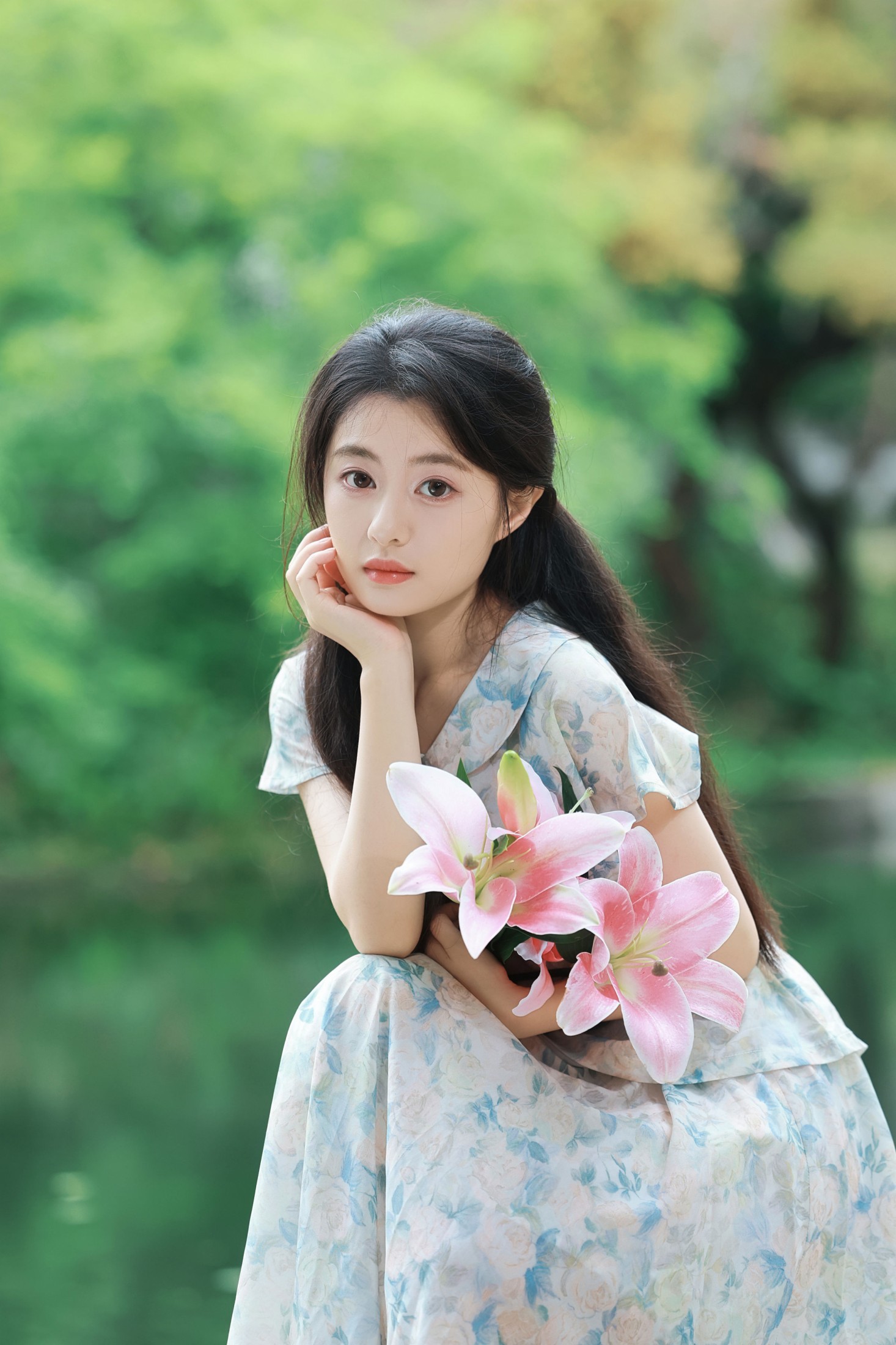 《她的眼，比林间的风更温柔》[12P]