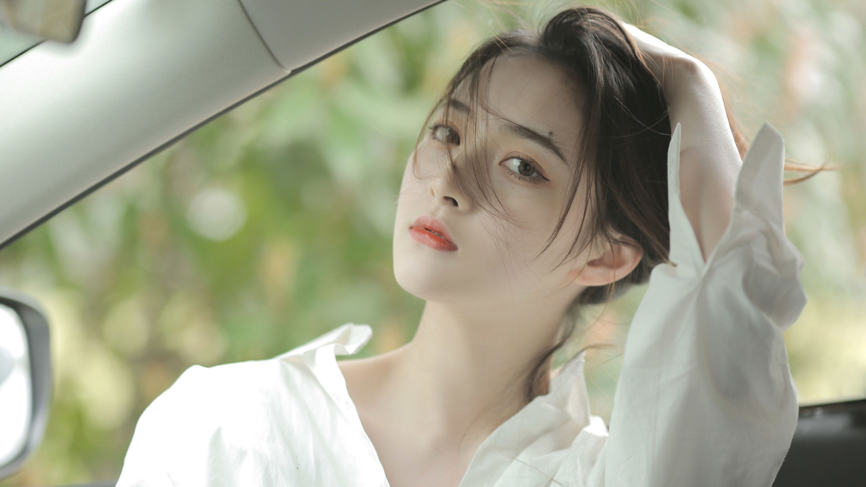《听风雨云窃语》[9P]