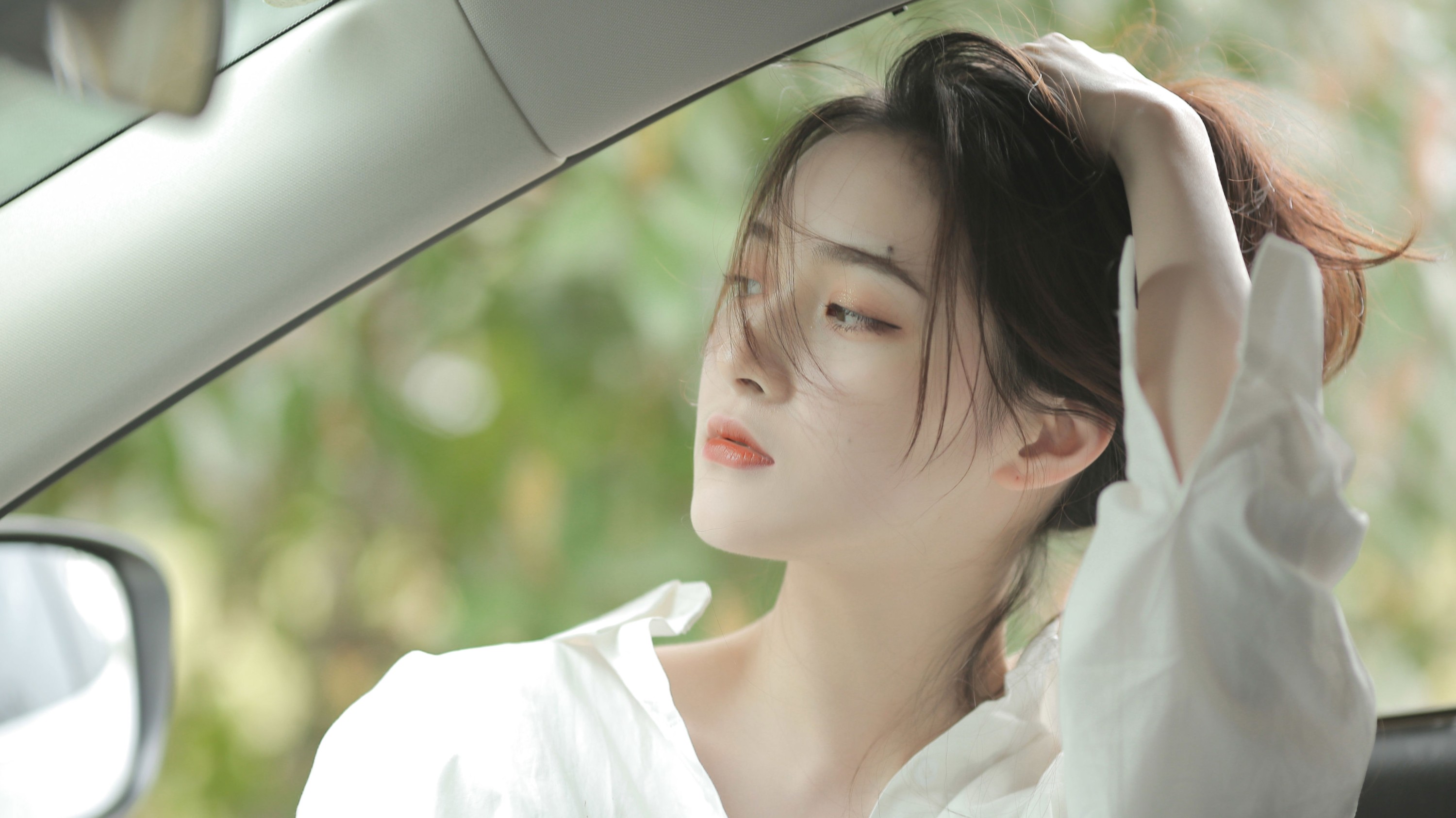 《听风雨云窃语》[9P]