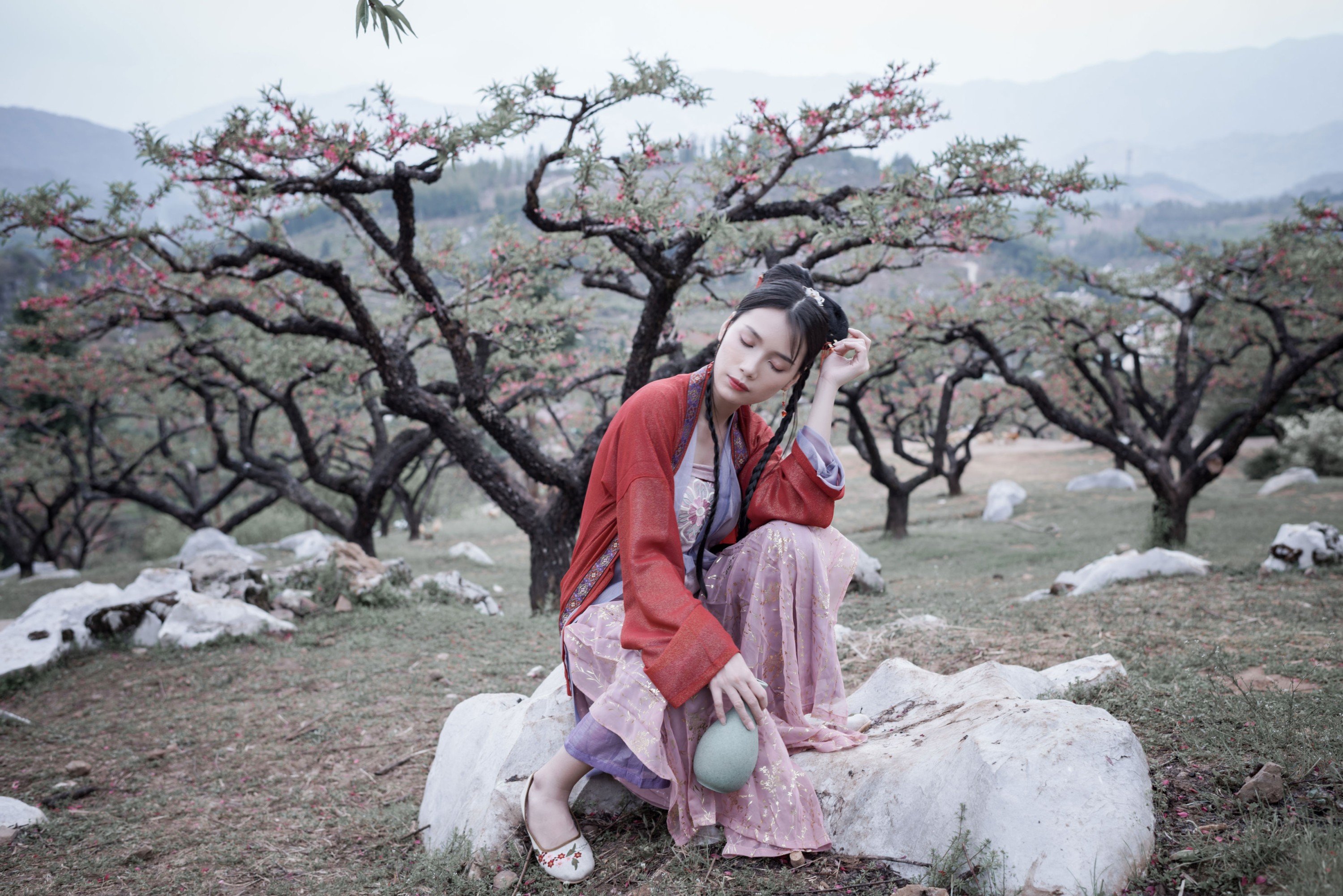 《一襟红衫，十里桃花》[13P]