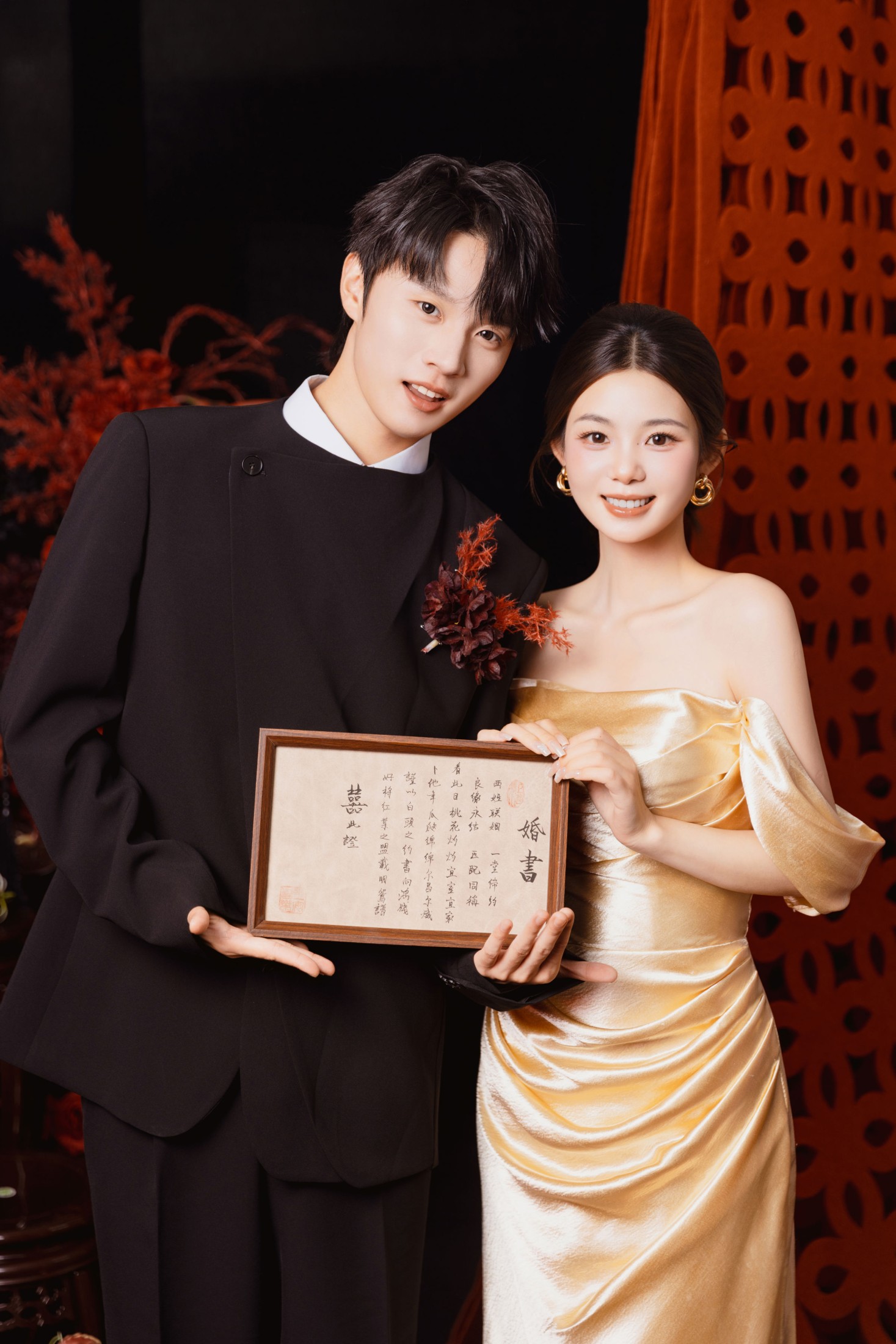 《中式预制订婚照》[9P]