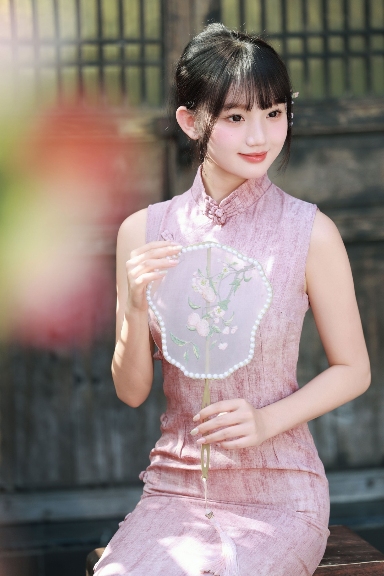 《三角梅开时，赴一场旗袍的旧梦》[15P]