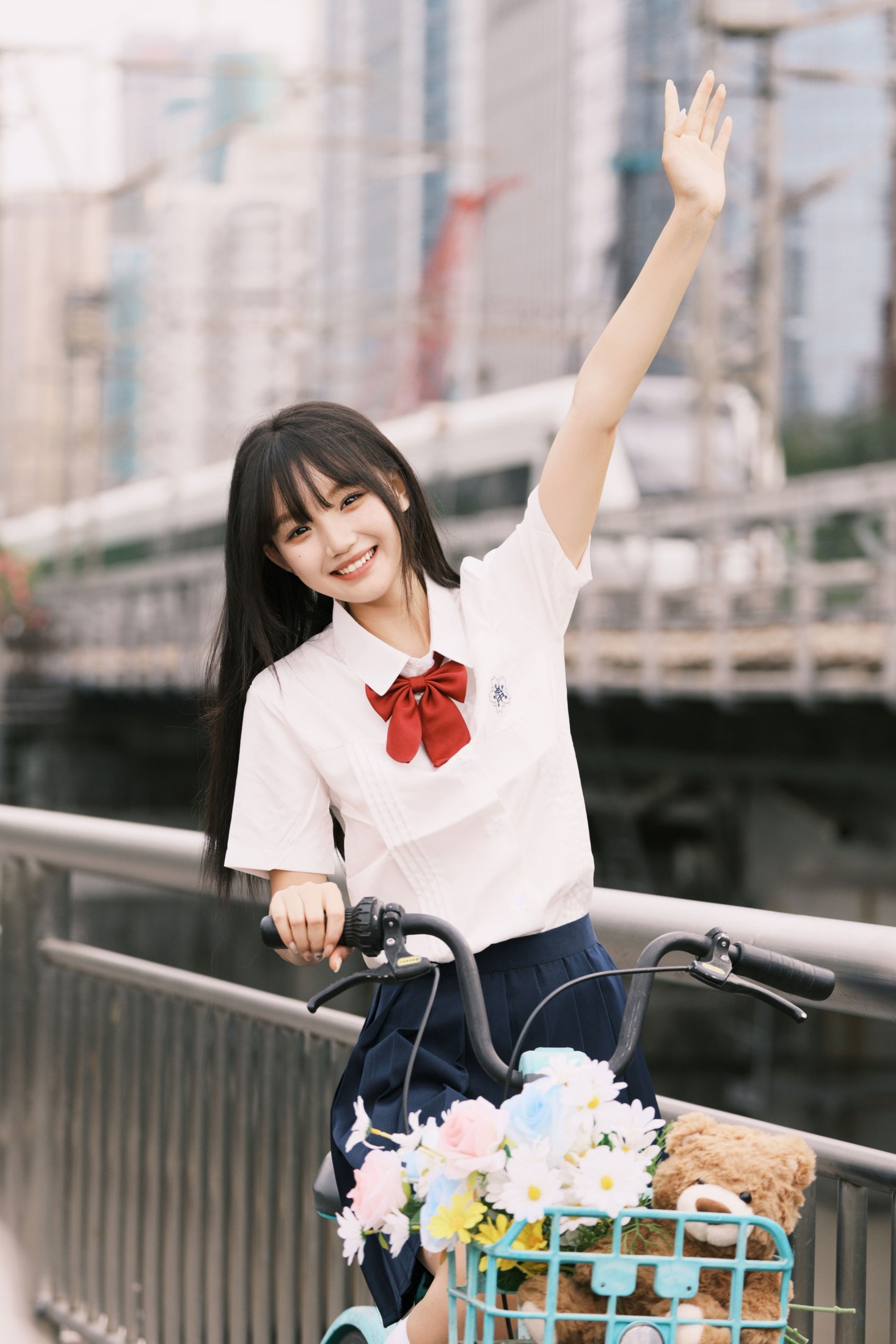 《月亮的价格是九磅十五便士》[11P]