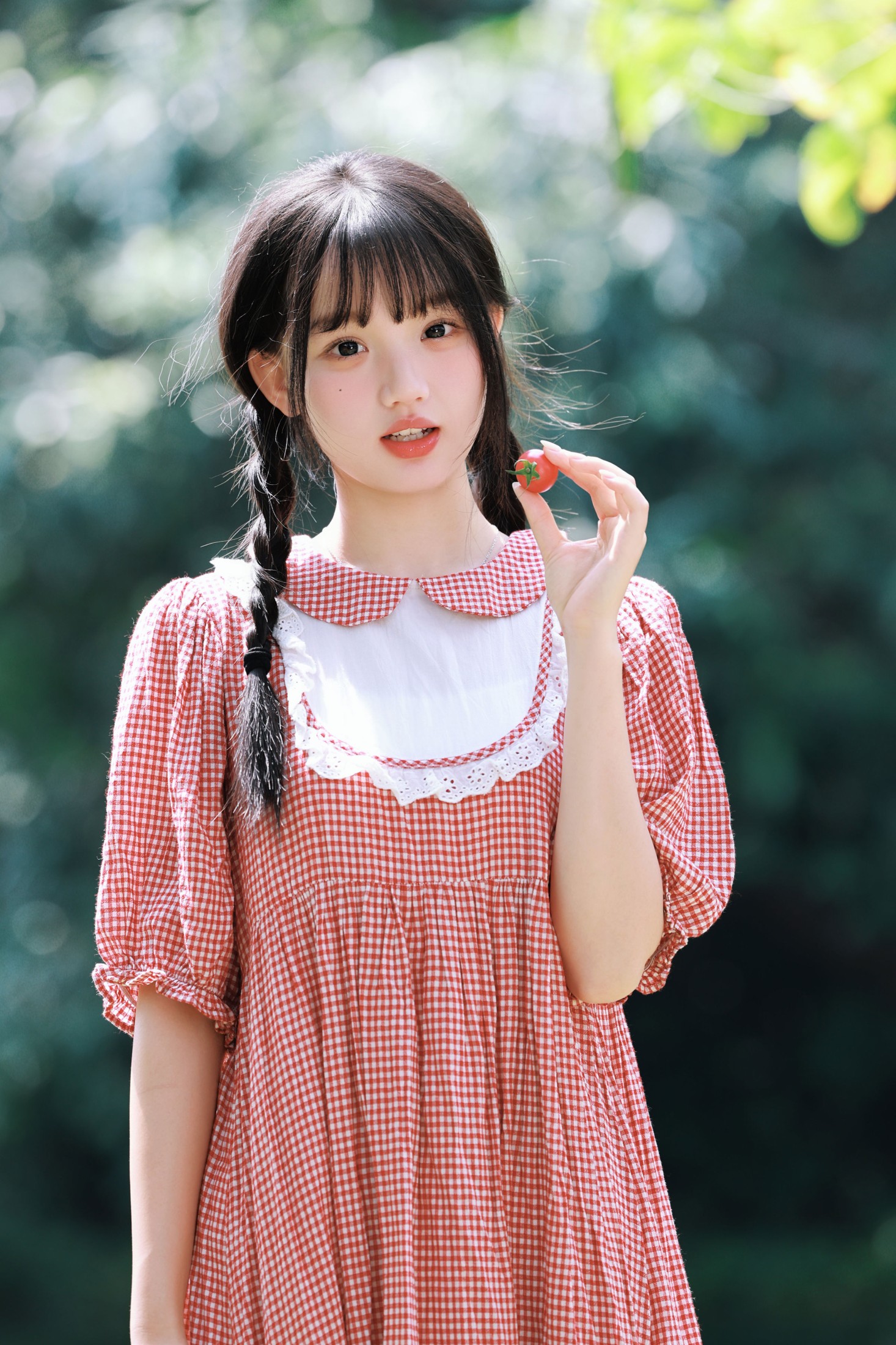 《红格裙与夏天，是甜度超标的小美好》[30P]