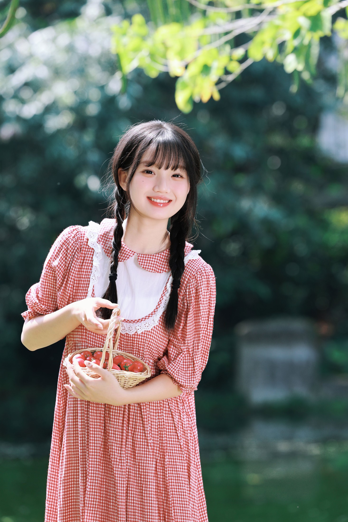 《红格裙与夏天，是甜度超标的小美好》[30P]