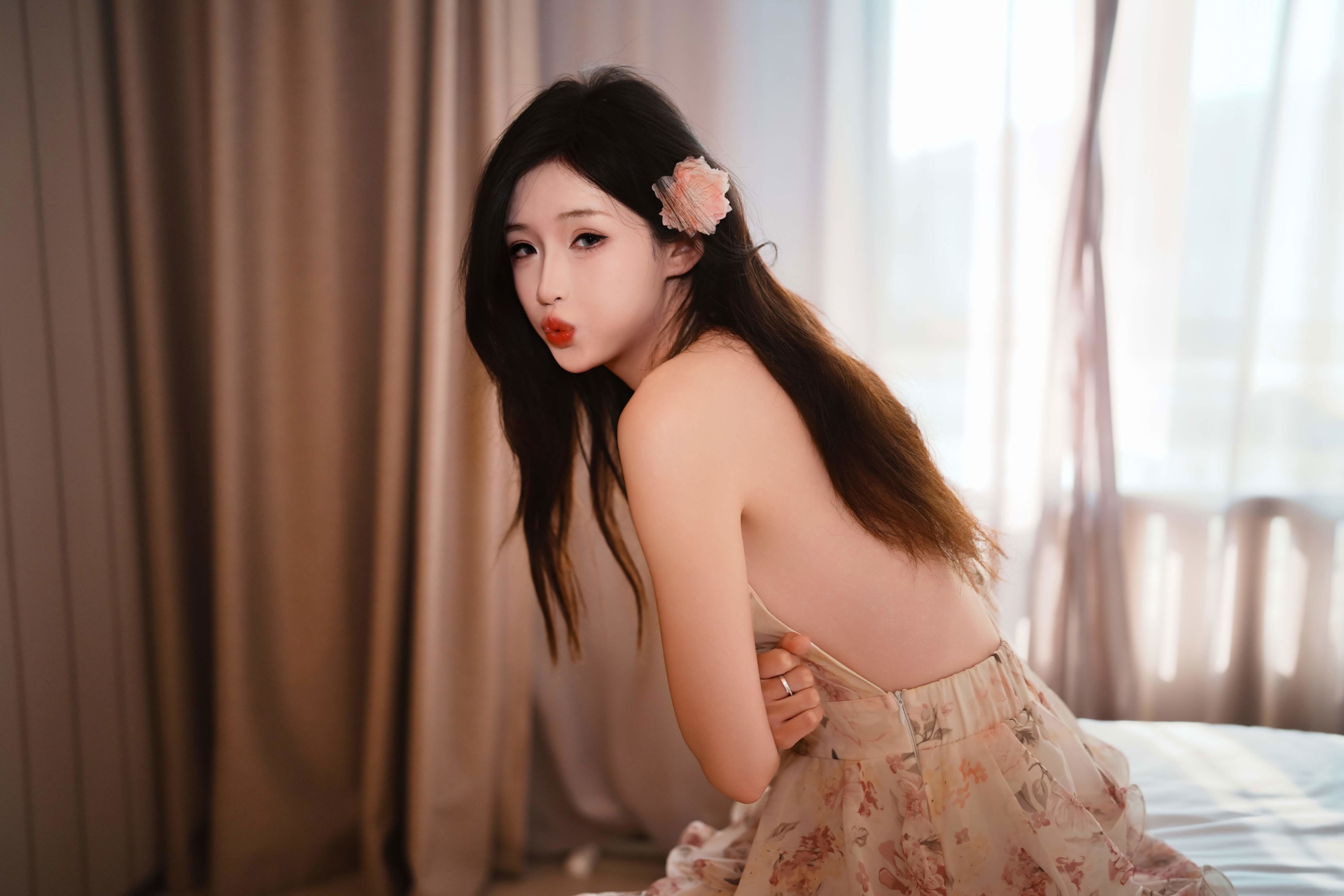 《花开的正好，不来欣赏便显得不解风情》[34P]