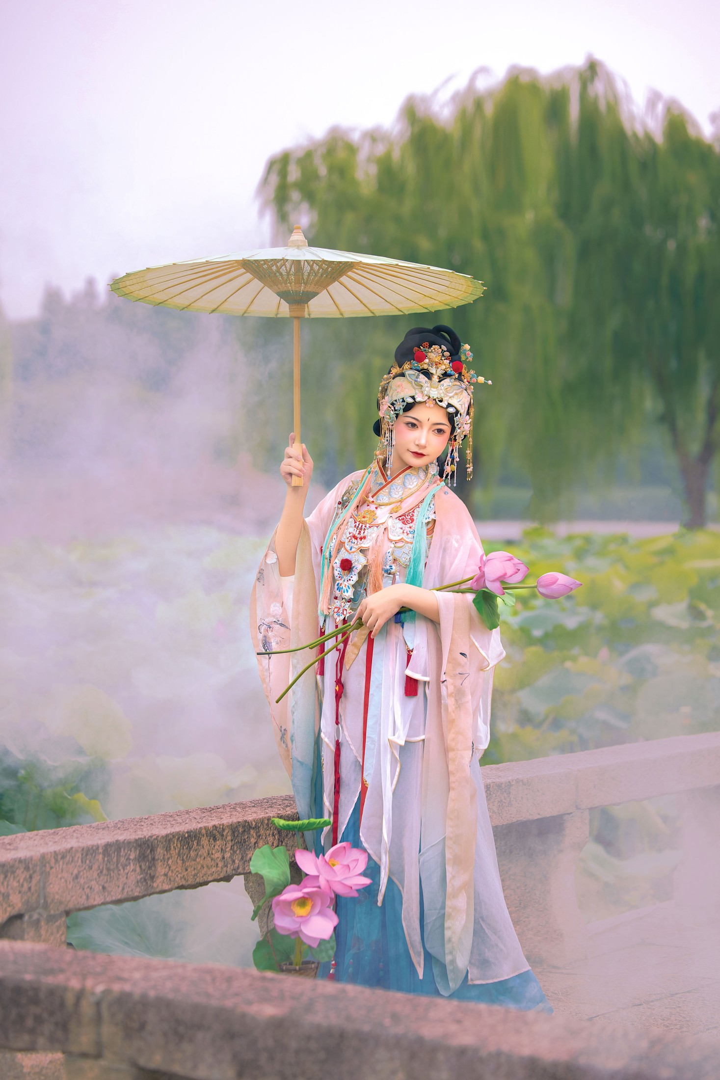 《一一风荷举》[21P]
