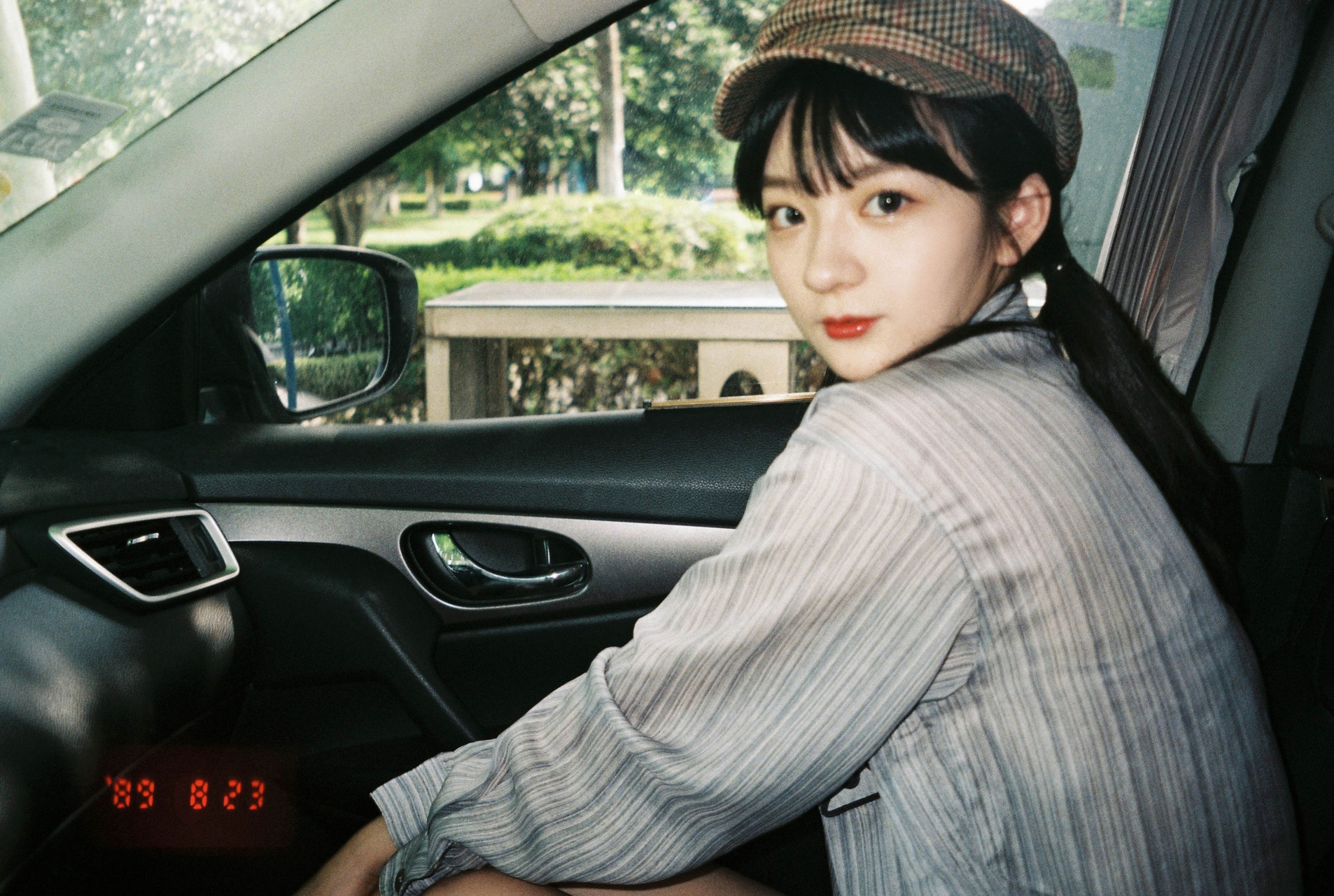 《一起去秋天探险吧》[17P]