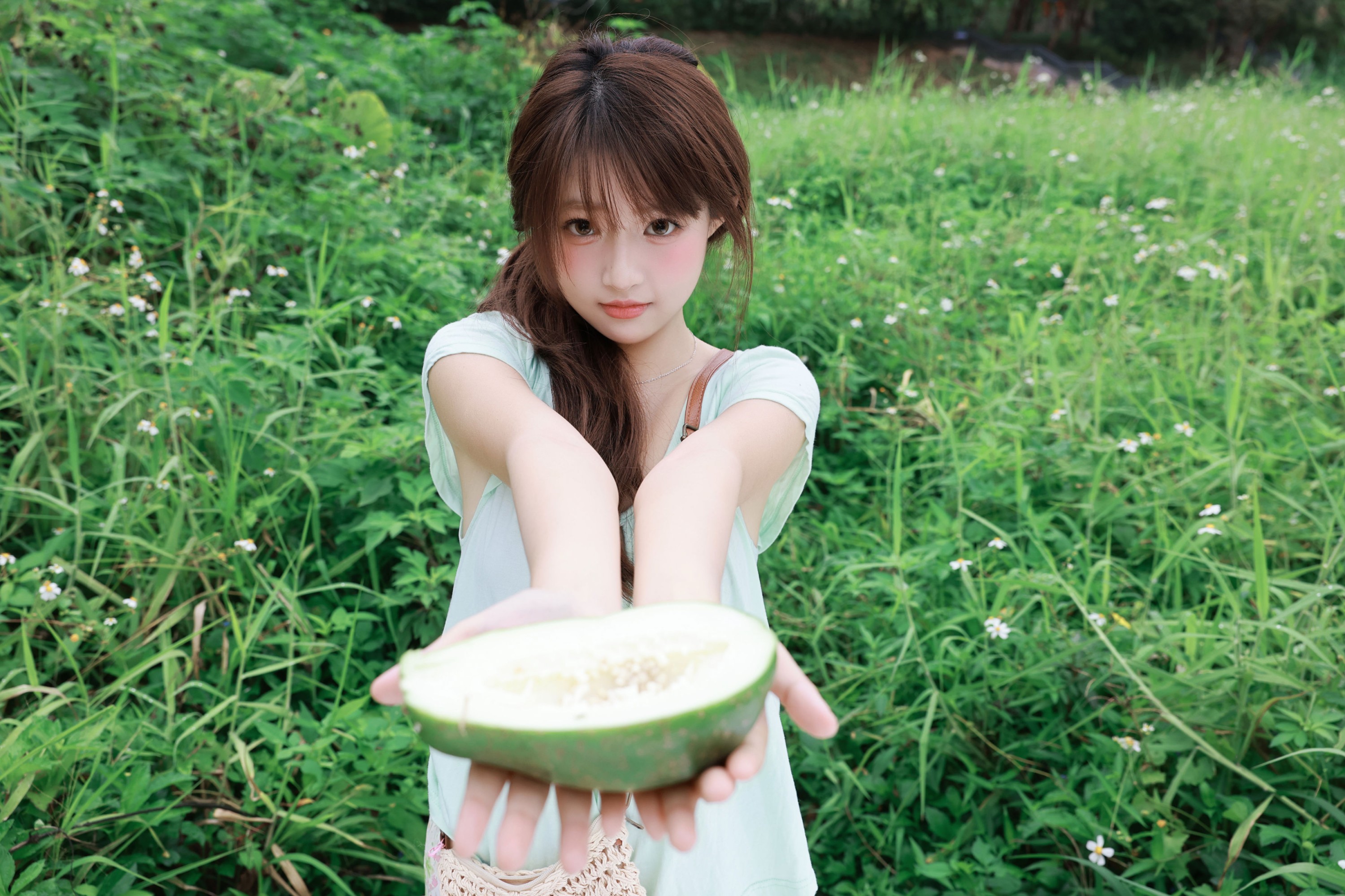 《夏日森林来信，薄荷绿的风与草帽少女》[24P]