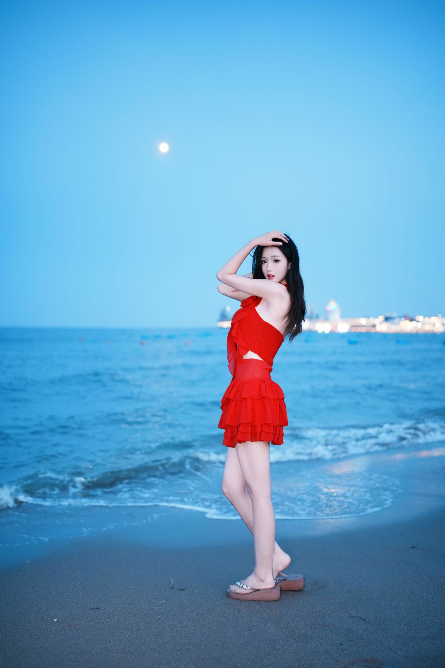 《海边的泳装少女》[23P]