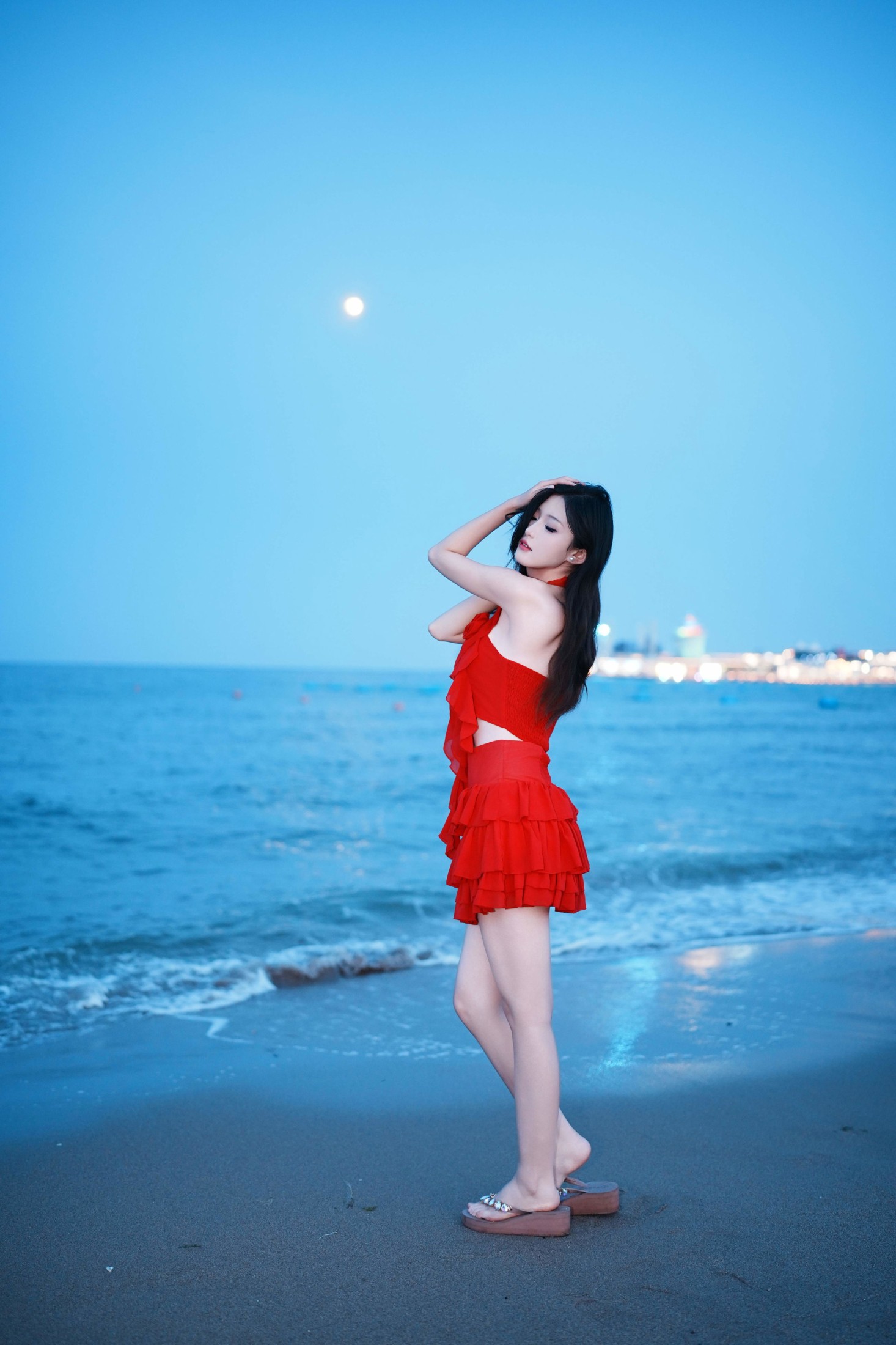 《海边的泳装少女》[23P]