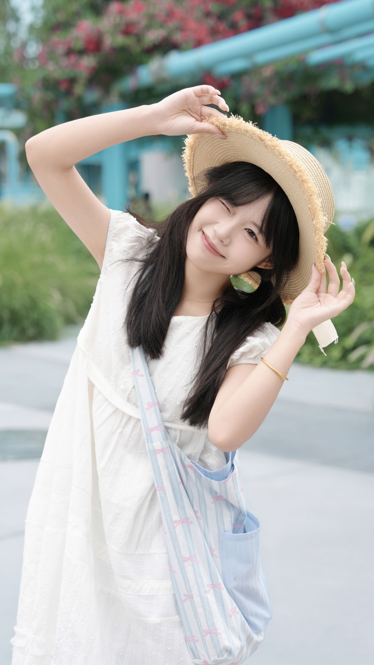 《游乐场里的可爱甜妹2》[32P]