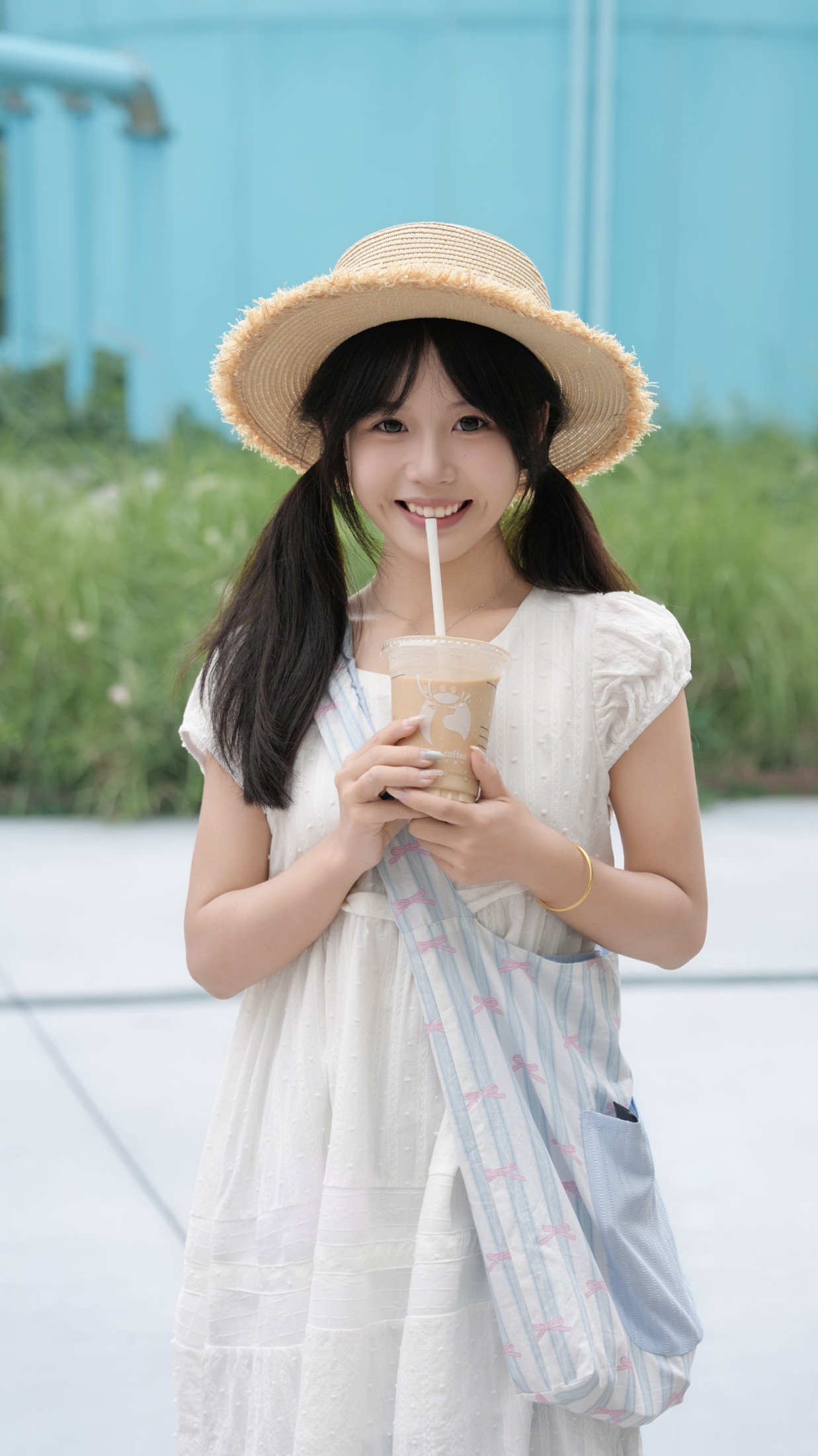《游乐场里的可爱甜妹2》[32P]
