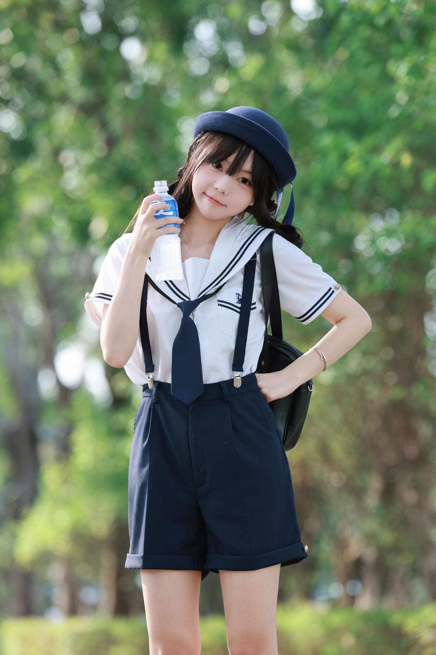 《夏风、林荫与水手服，是永不褪色的青春》[9P]