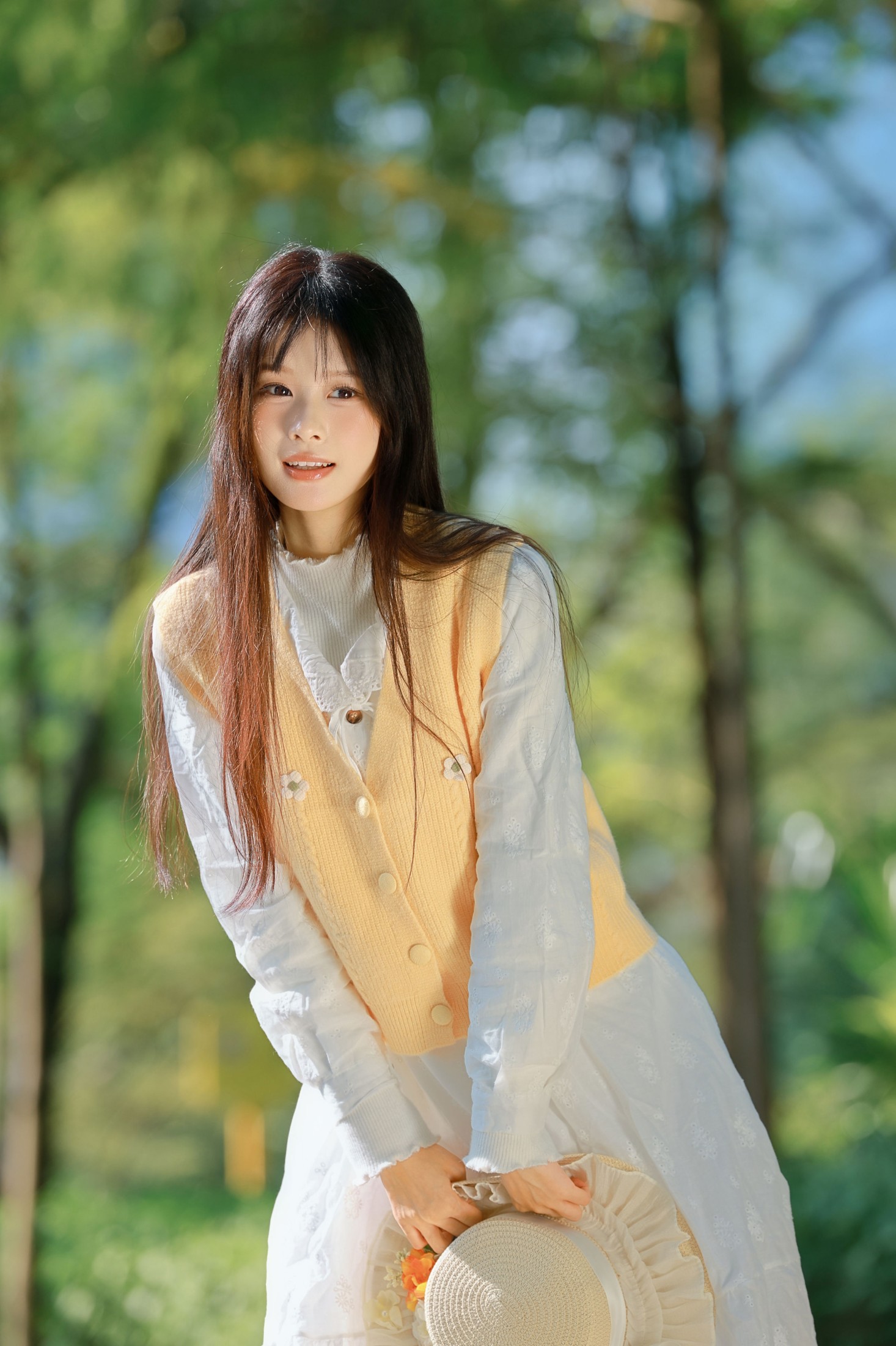 《阳光落在裙摆，和林间少女的秋日信笺》[19P]