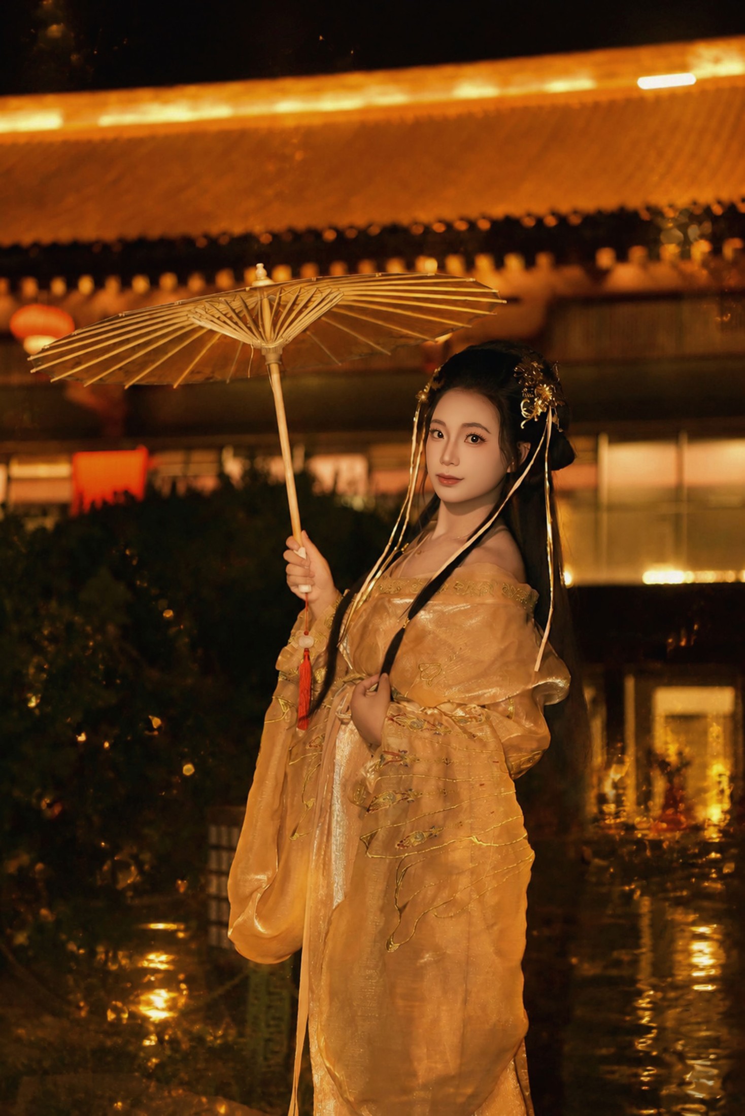 《夜影古韵：金衣女侠的静谧时光》[14P]