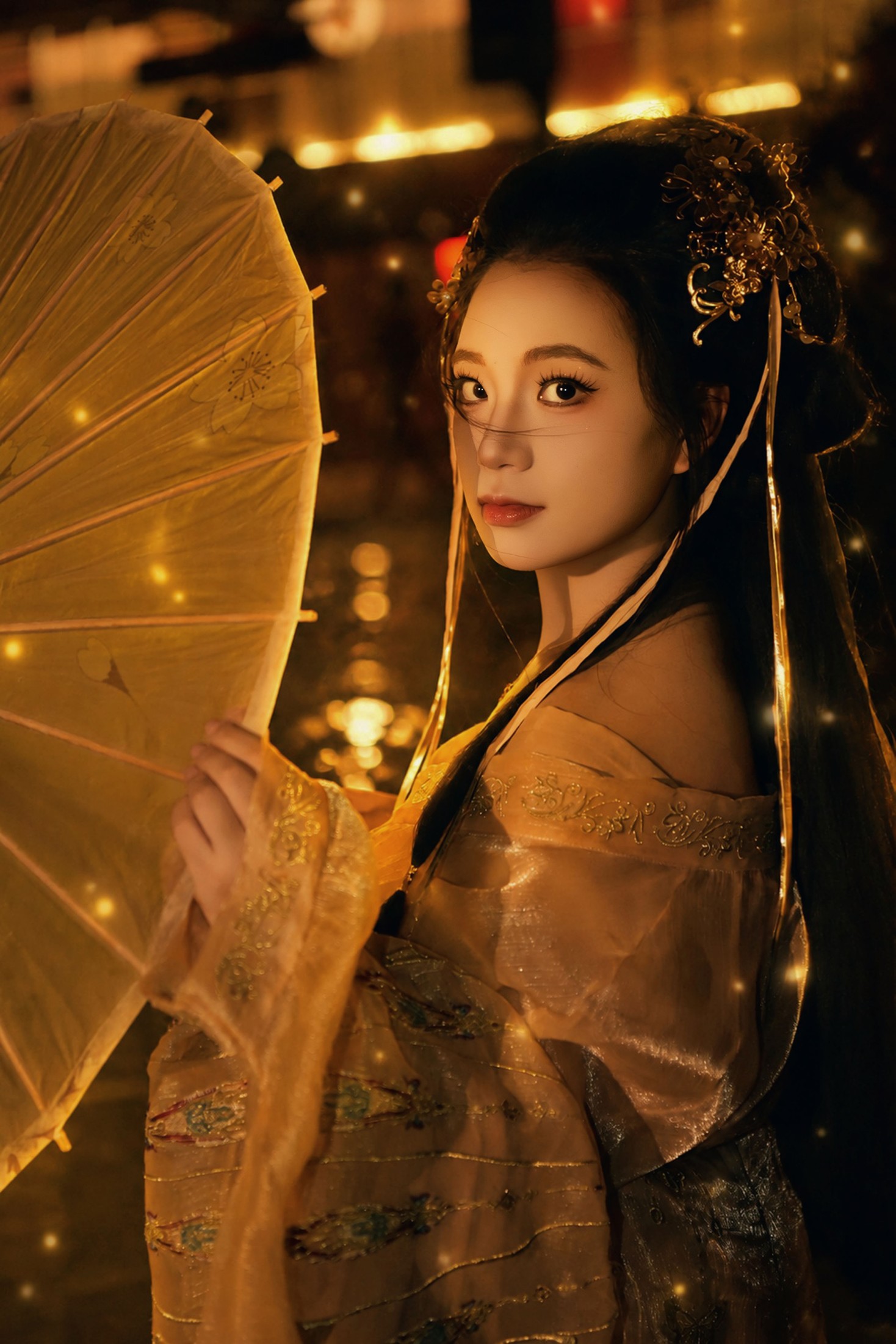 《夜影古韵：金衣女侠的静谧时光》[14P]