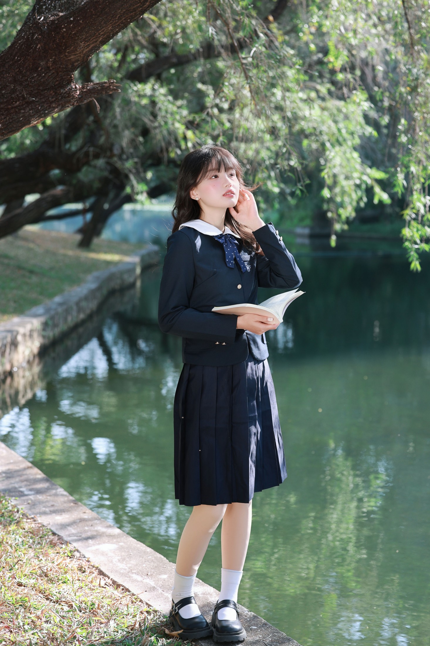 《阳光、书本和白衬衫，是青春最美好的样子》[16P]