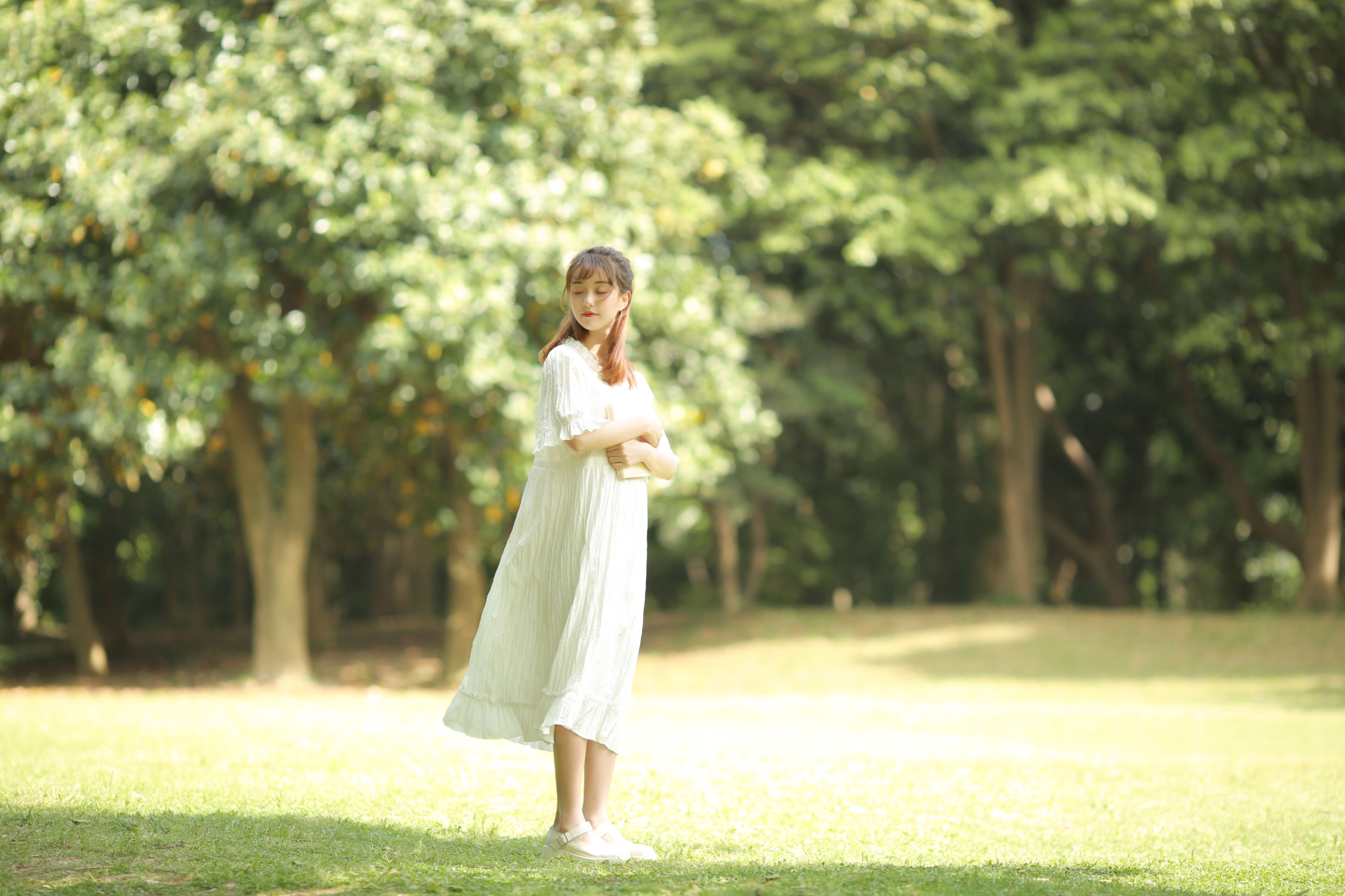 《你是拥有山川河海的神明，我是因与神明交错而发光的少女》[14P]