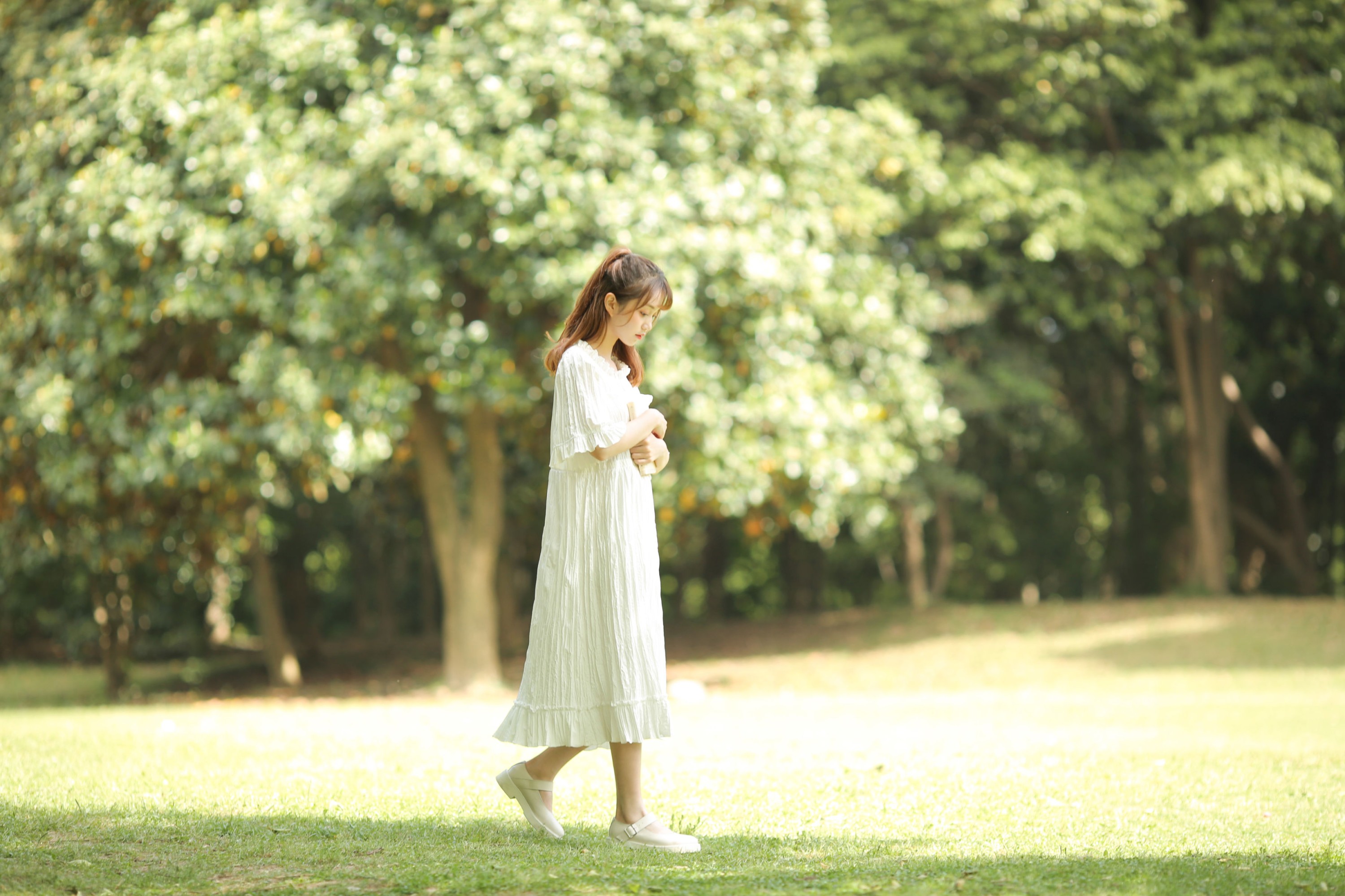 《你是拥有山川河海的神明，我是因与神明交错而发光的少女》[14P]