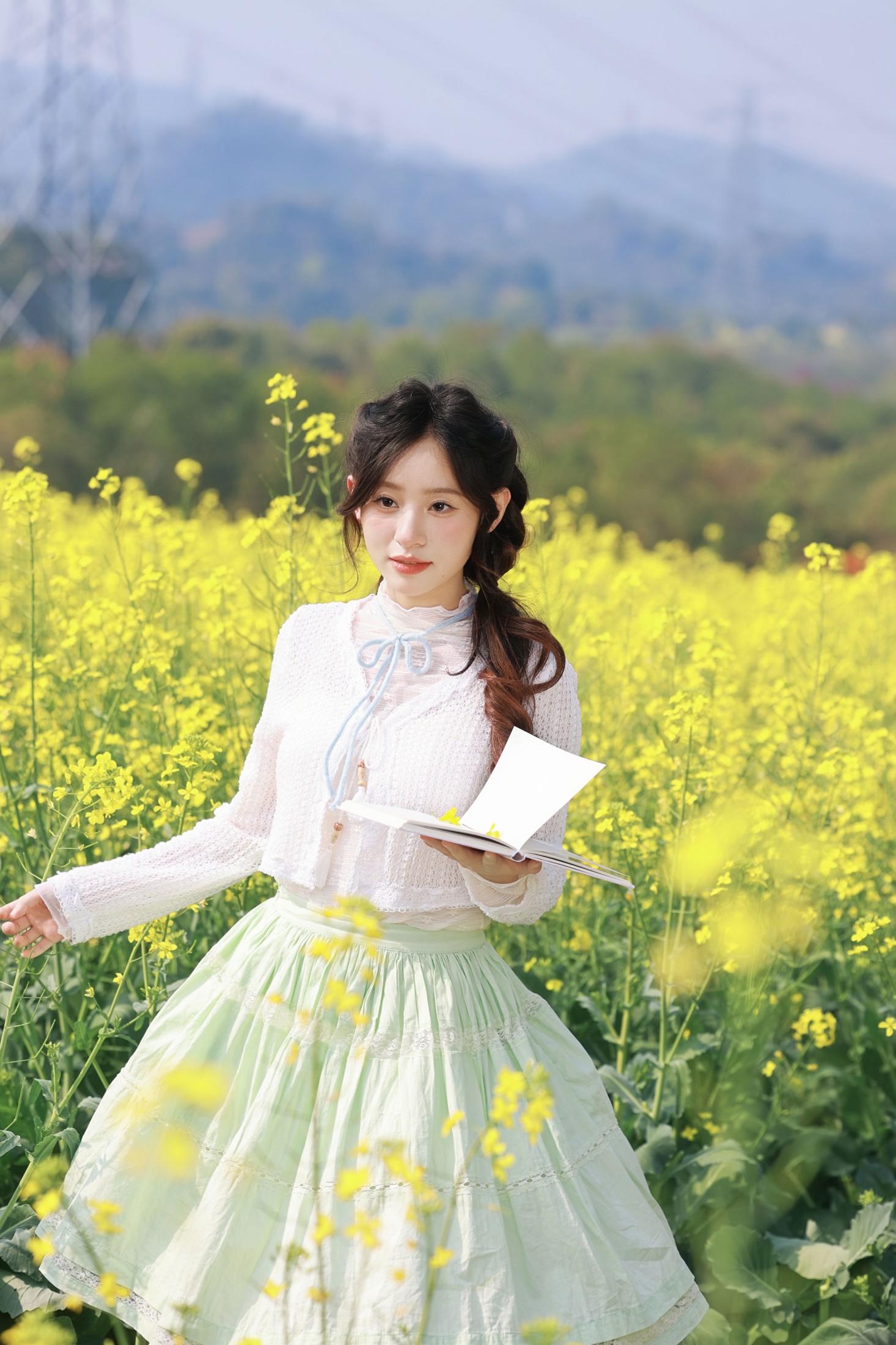 《春日限定！在油菜花田里，遇见一整个春天的温柔》[10P]