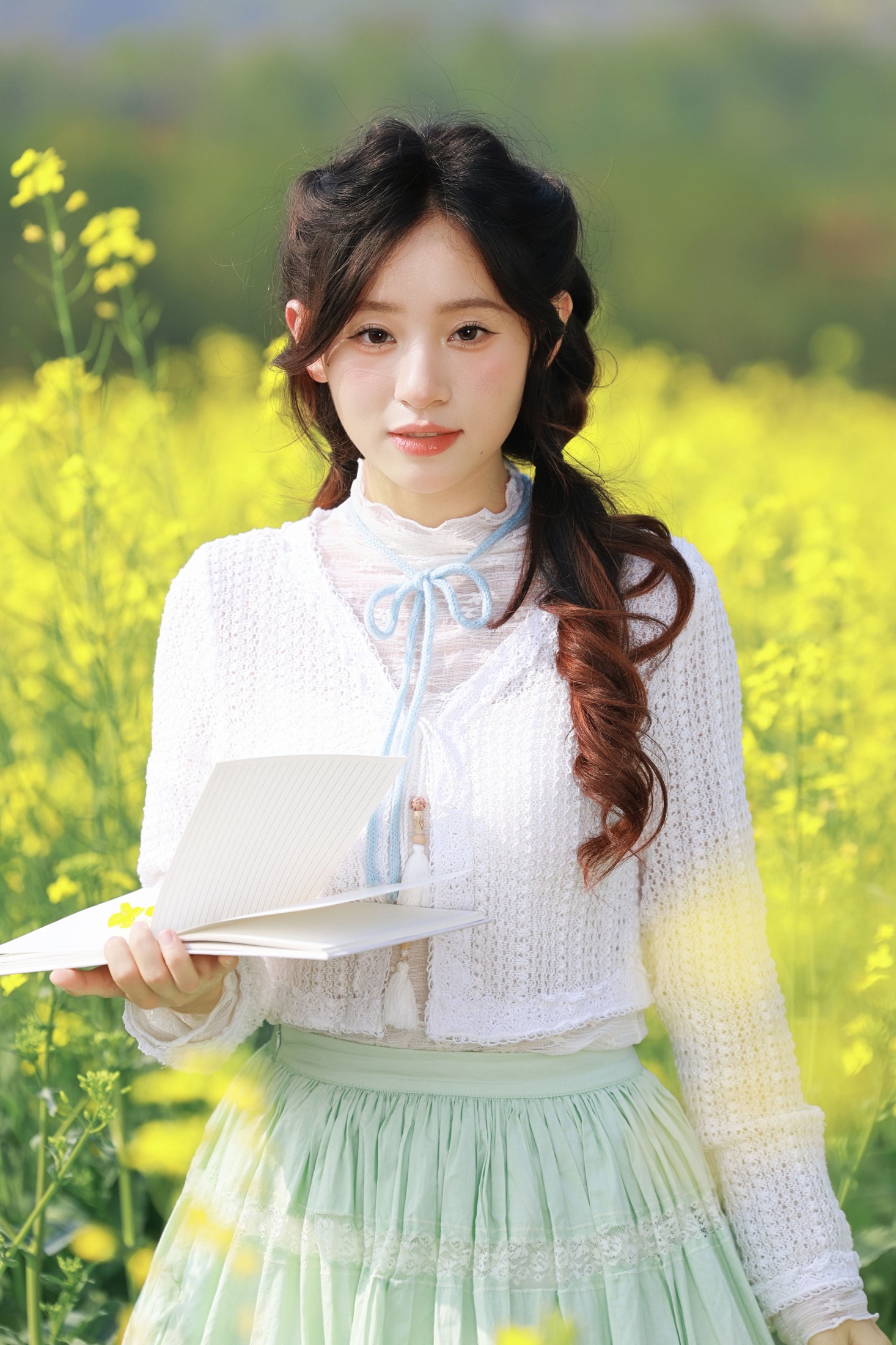 《春日限定！在油菜花田里，遇见一整个春天的温柔》[10P]