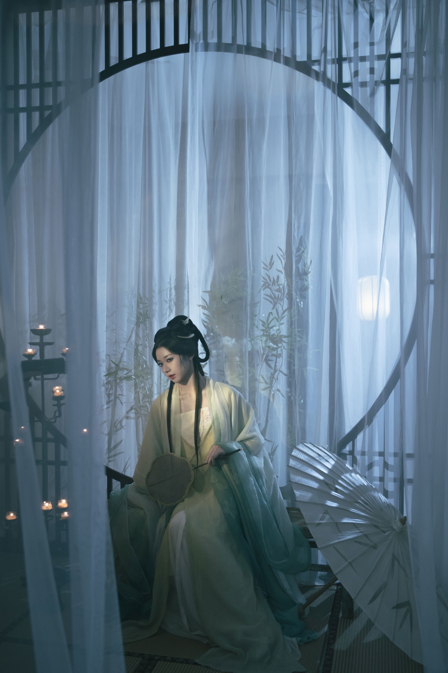 月垂纱