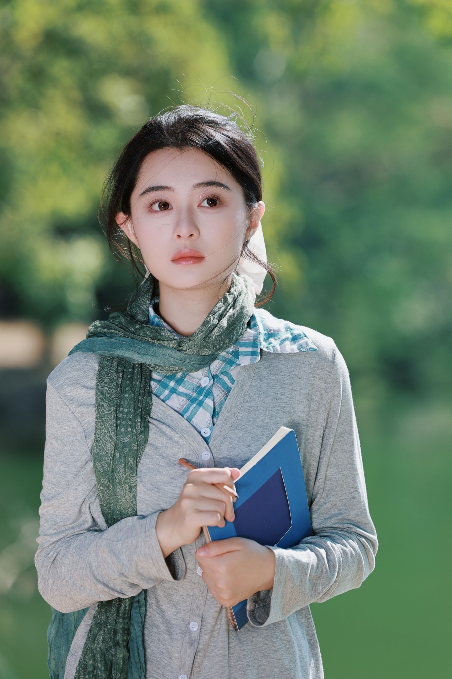 《春日湖边，与光影撞个满怀的温柔瞬间》[13P]