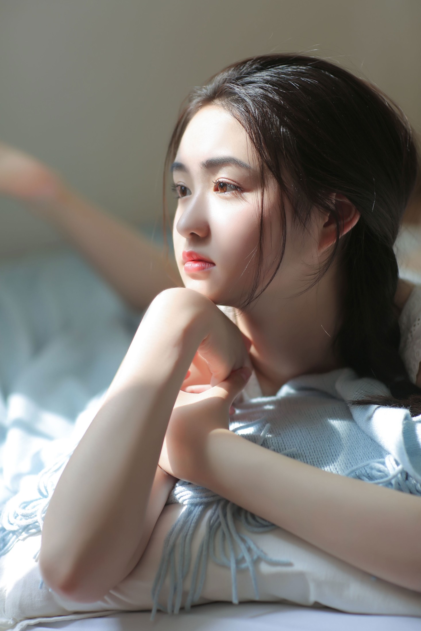 只想牵着你，走到很远的梦里