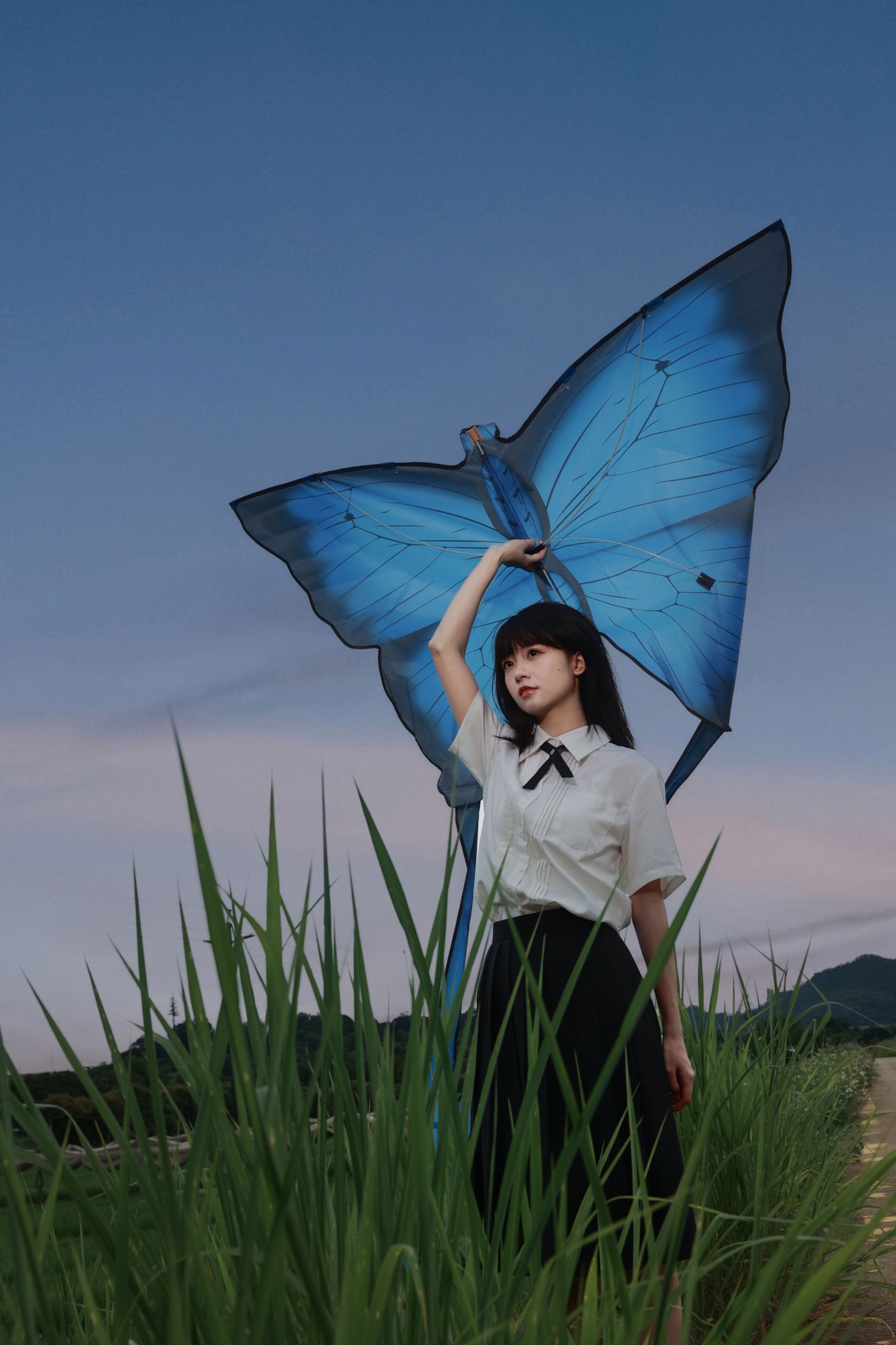 稻田、风筝与少女，像一部未完的日系电影