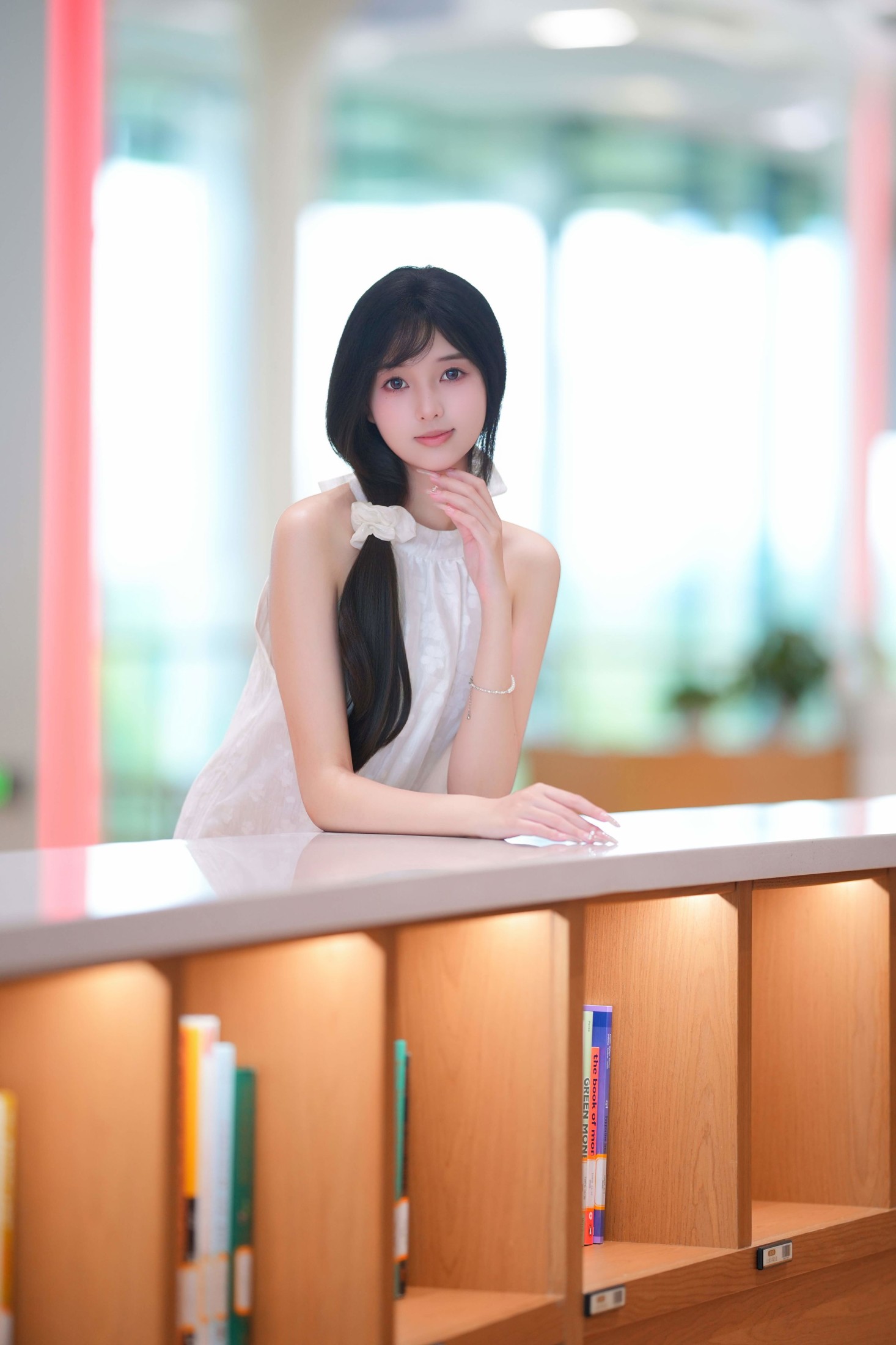 模特小月 ｜ Vol.52 - 书中自有颜如玉