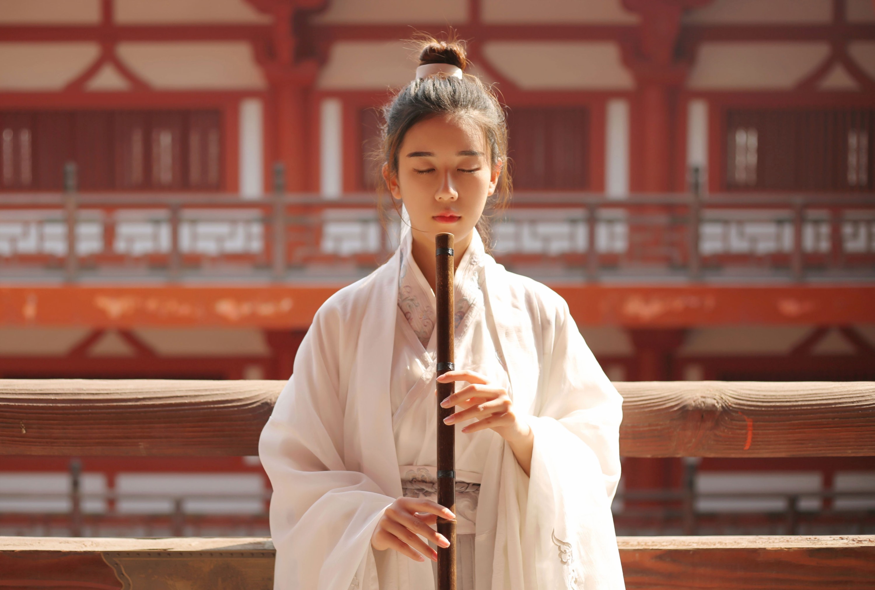 陌上人如玉，公子世无双