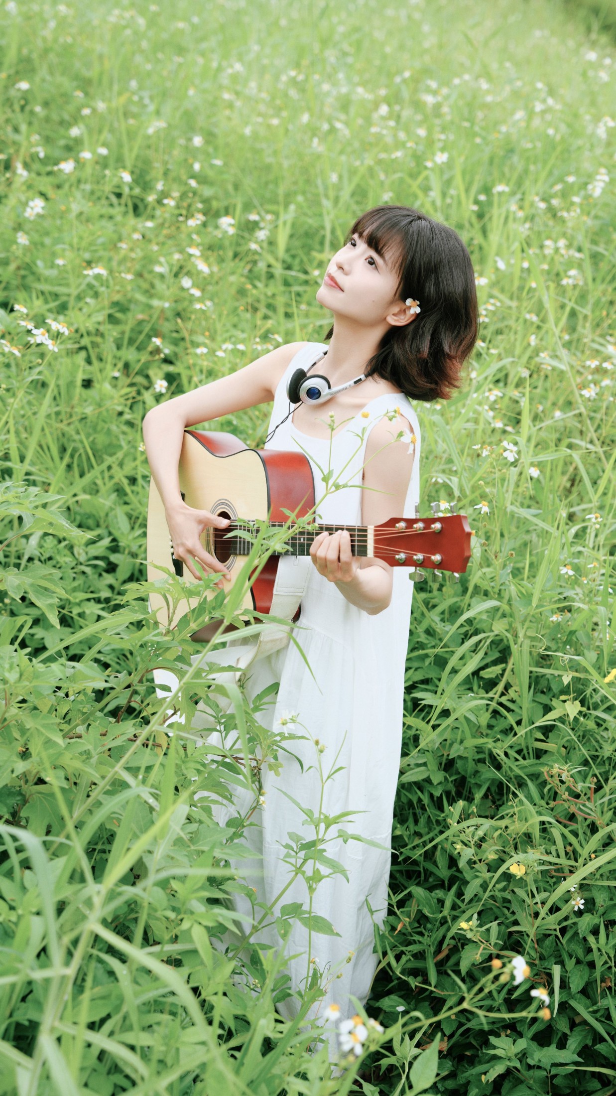 背吉他的少女🎸