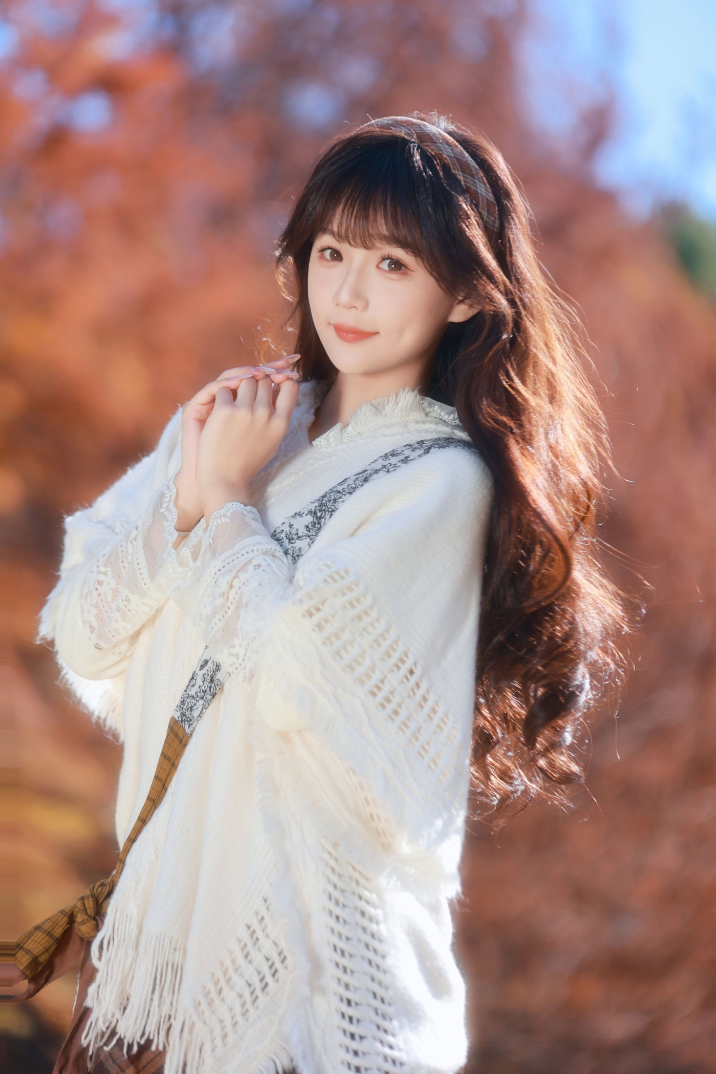 秋日逆光氛围感 落羽杉里的温柔少女