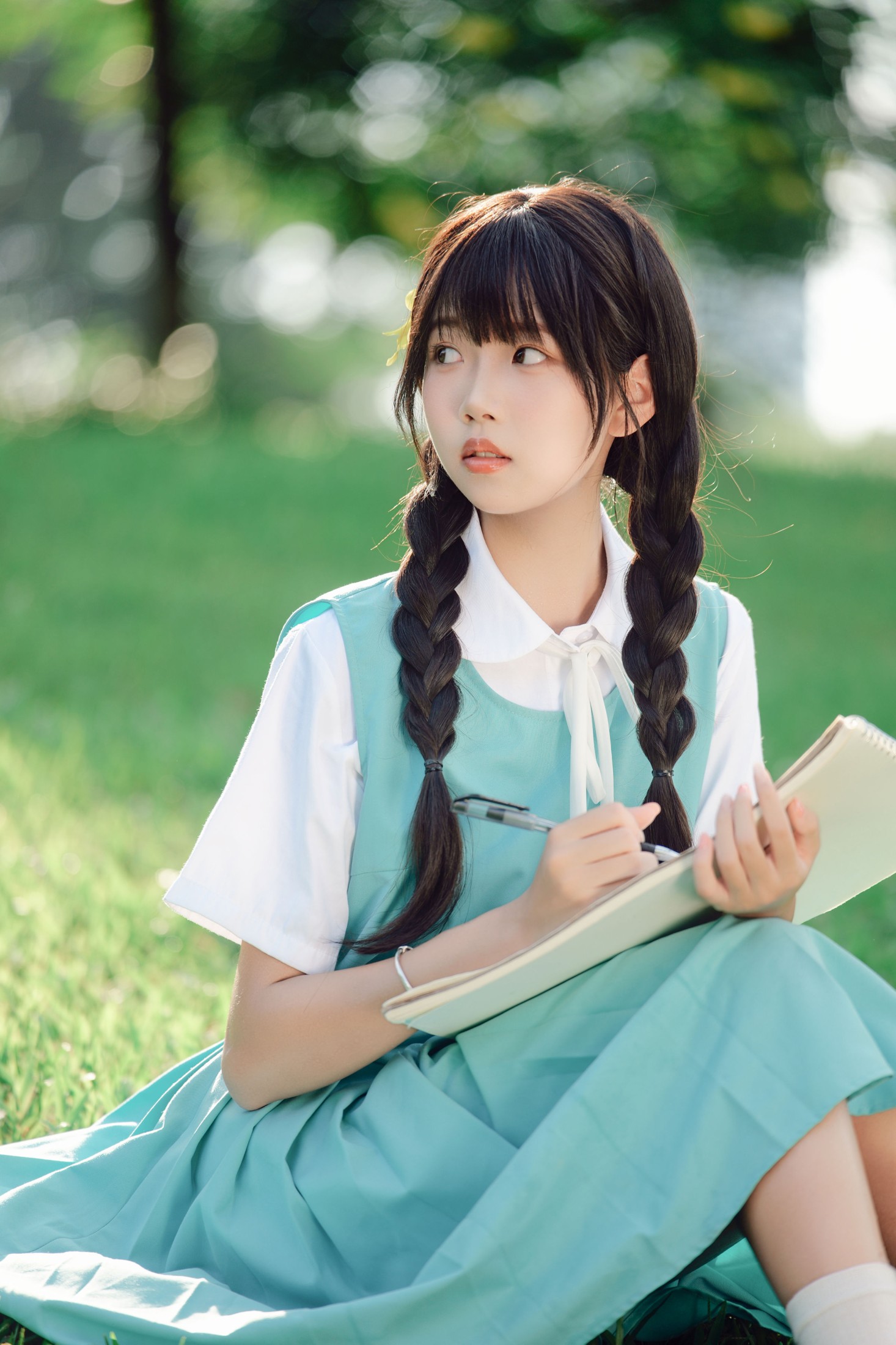 《溪畔少女》[24P]