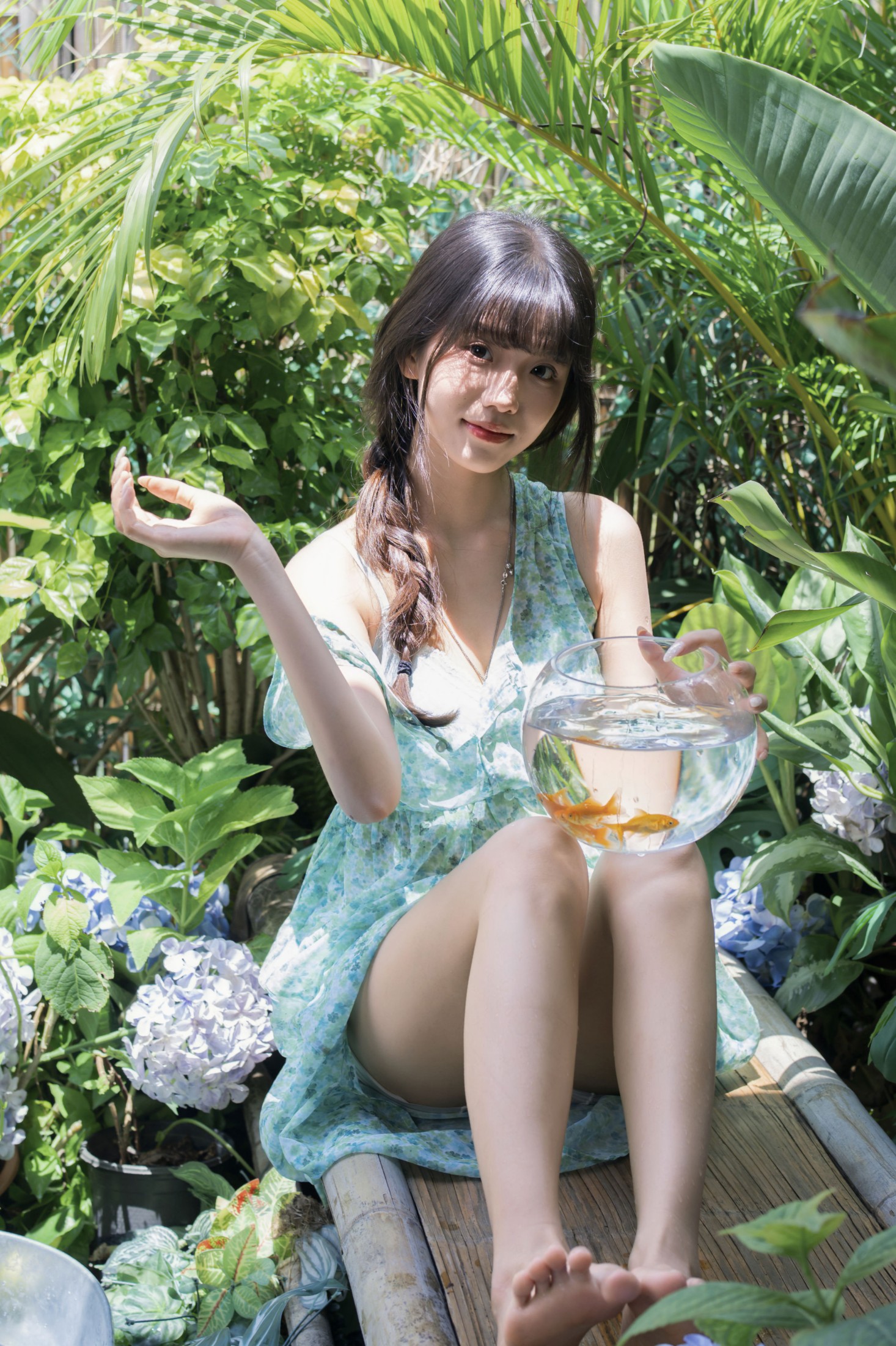 《夏日里的一抹浅绿》[18P]