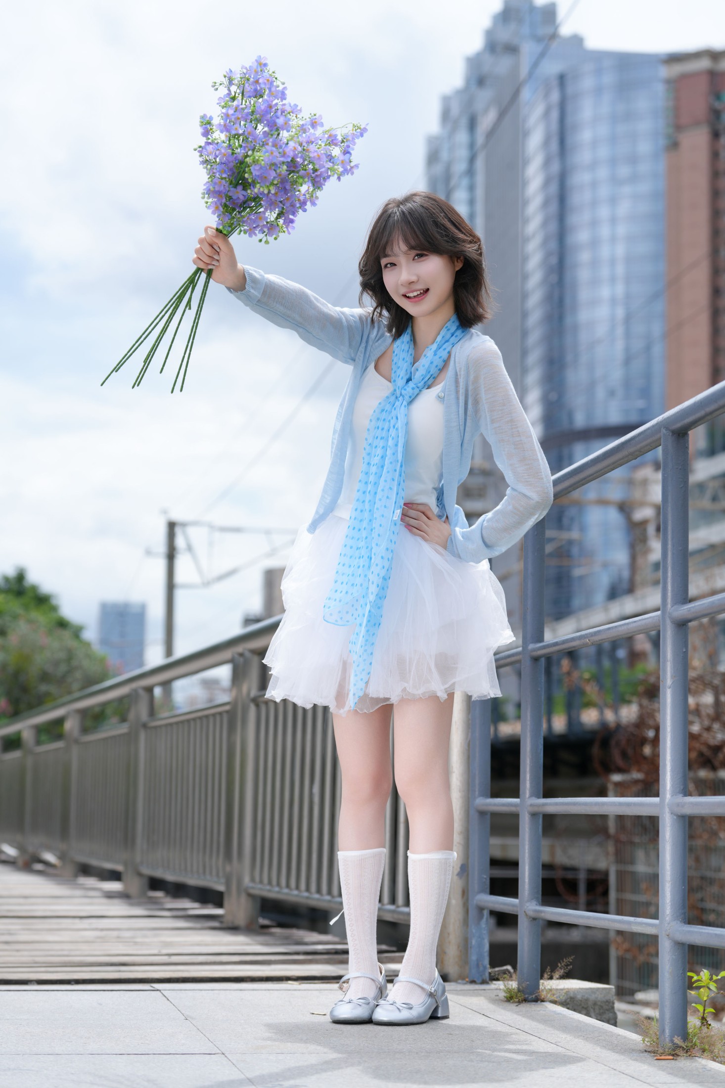 《木栈道上的清甜少女》[28P]