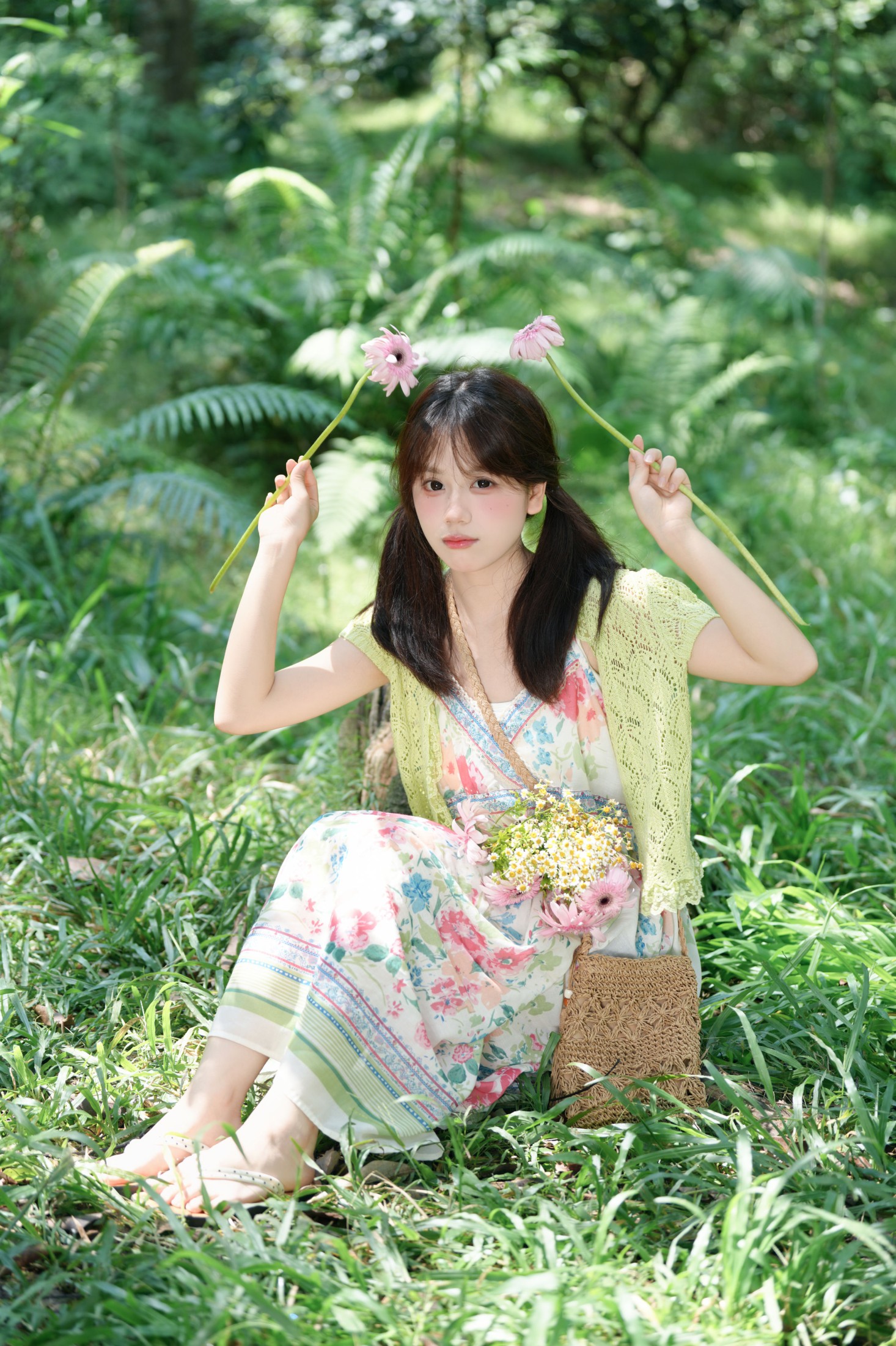 可爱的碎花裙少女