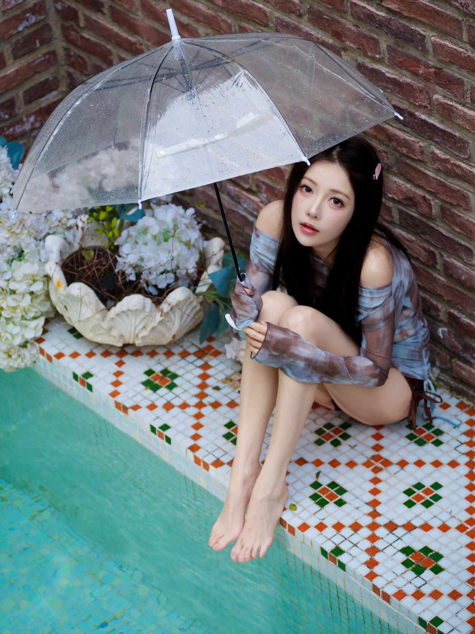 《答应我，下个夏天，还要和泳池见面💦》[24P]