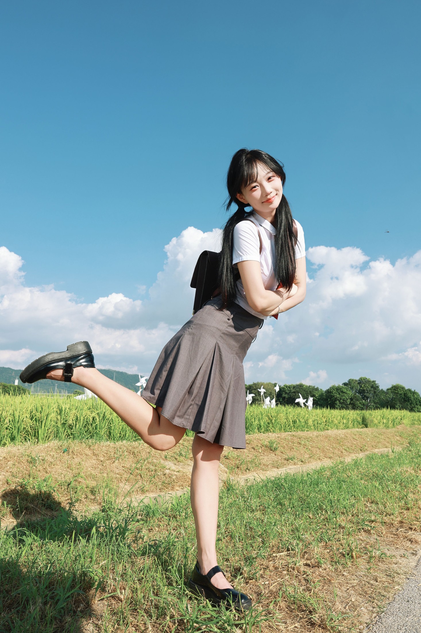 《稻田、蓝天与 JK 少女》[22P]