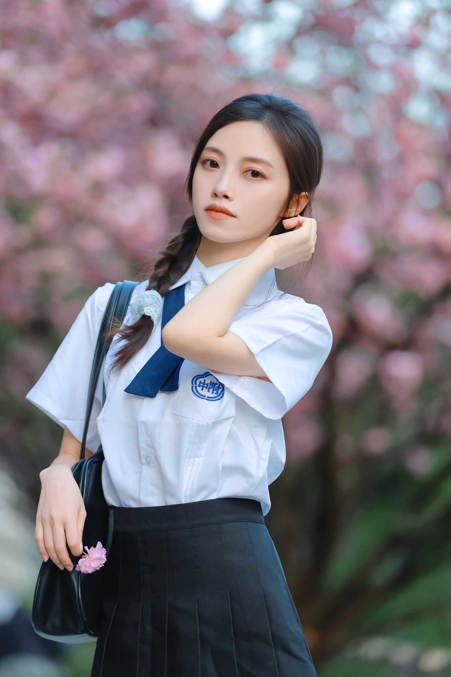 《他走了带不走你的天堂》[18P]