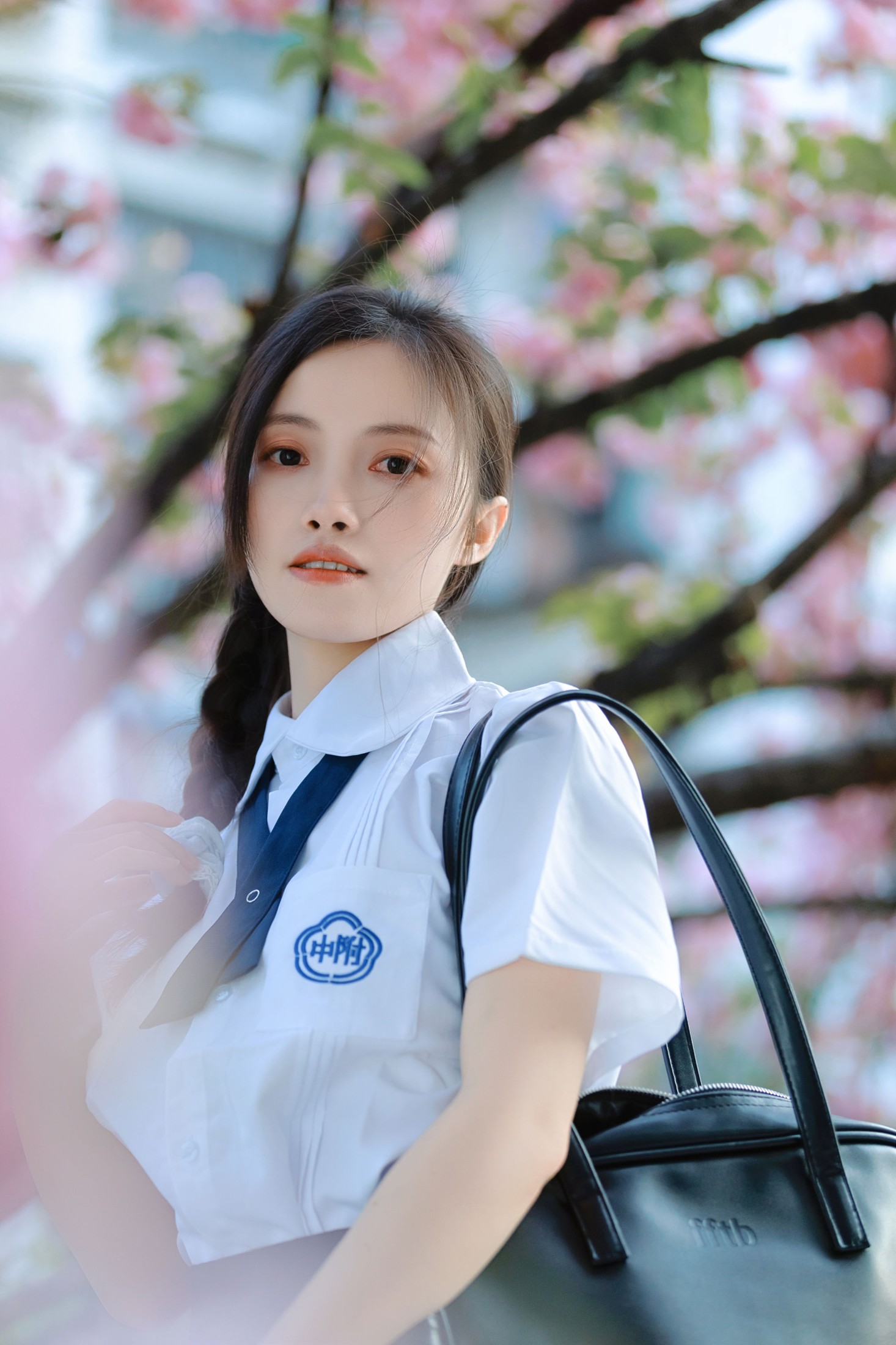 《他走了带不走你的天堂》[18P]