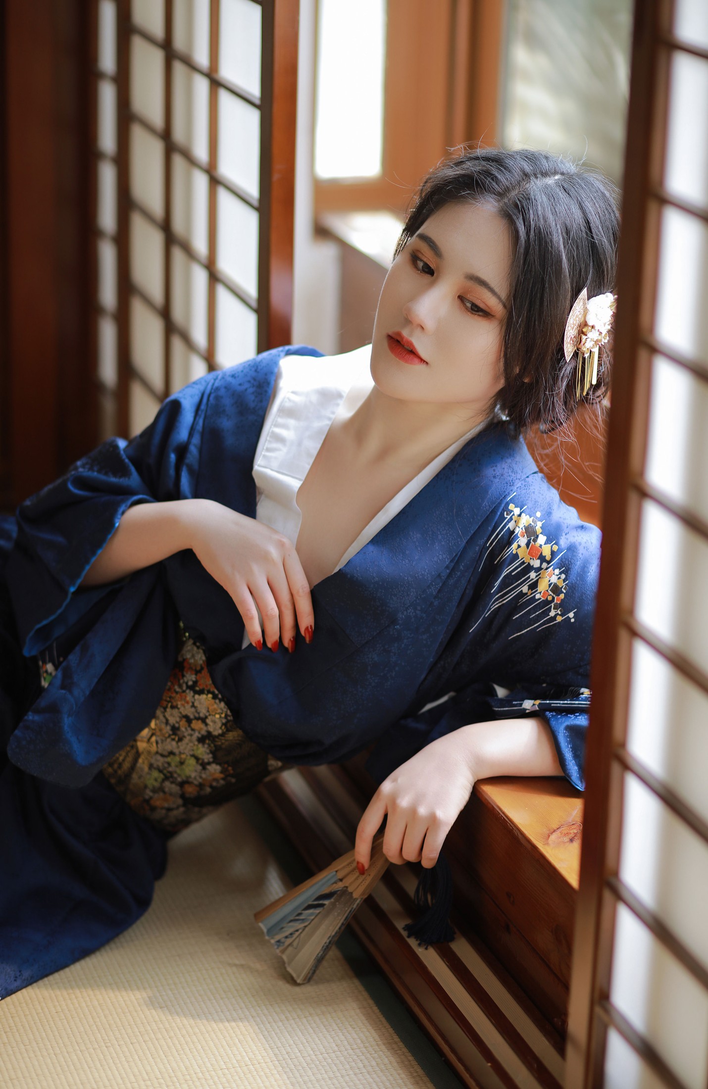 《茶室の她》[16P]